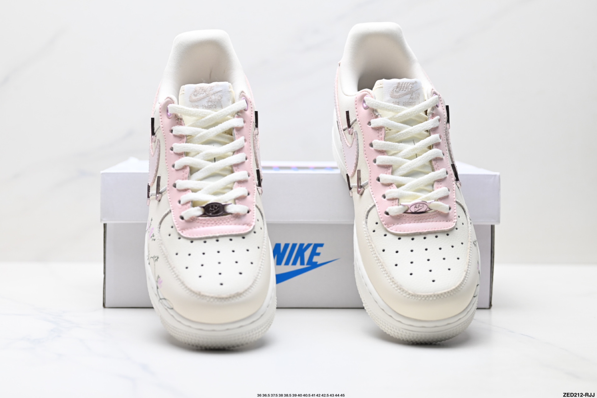 NIKE AIR FORCE 1‘07 FV8110-182