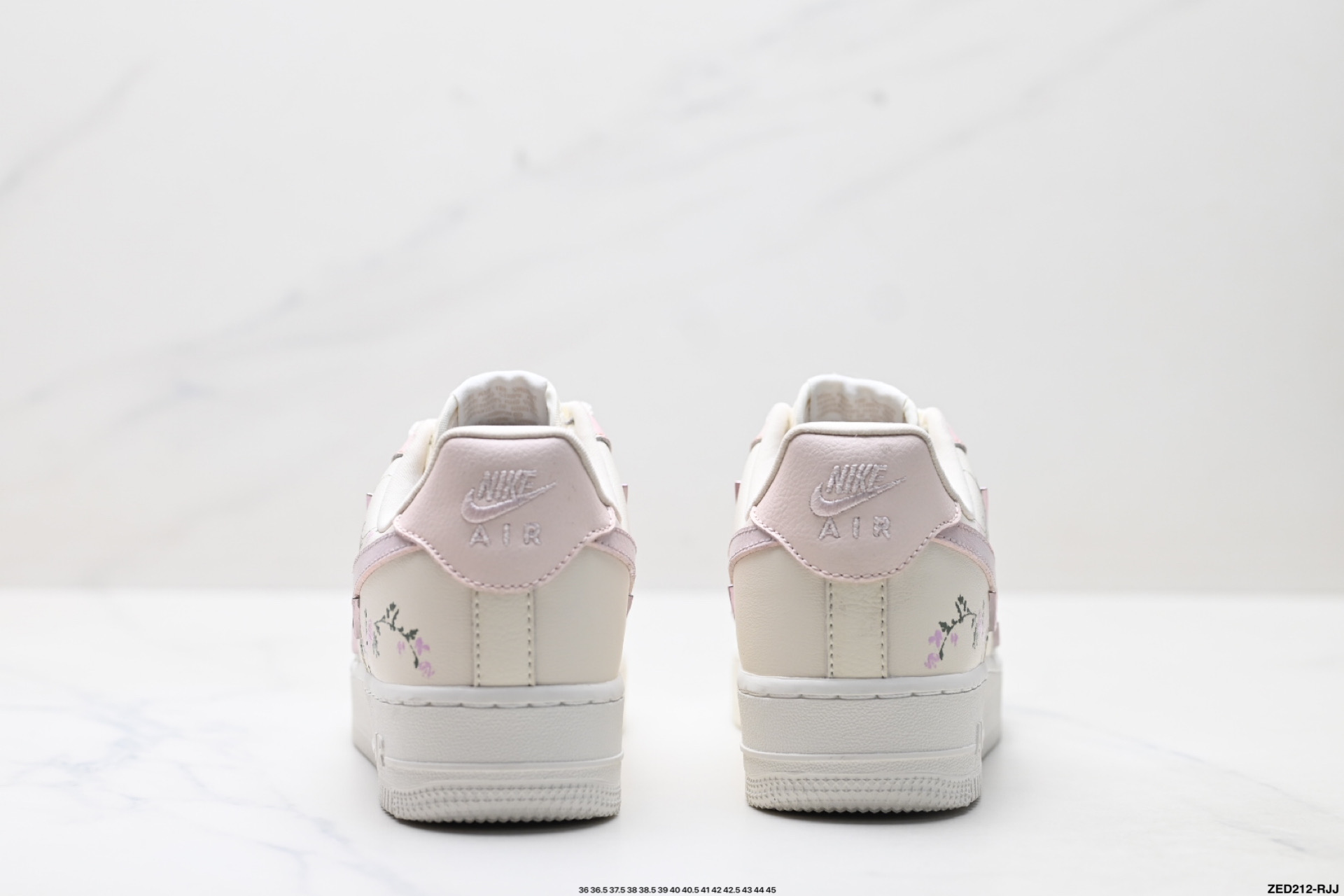 NIKE AIR FORCE 1‘07 FV8110-182