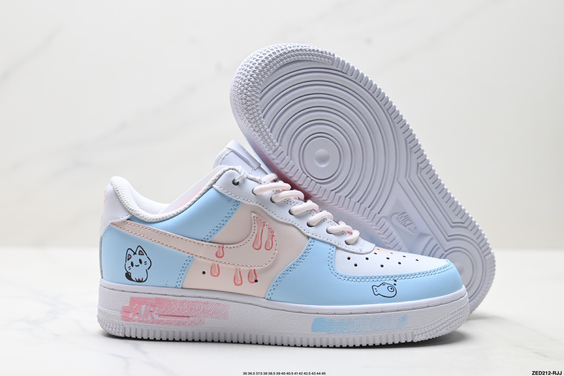 NIKE AIR FORCE 1‘07 ZH0316-107
