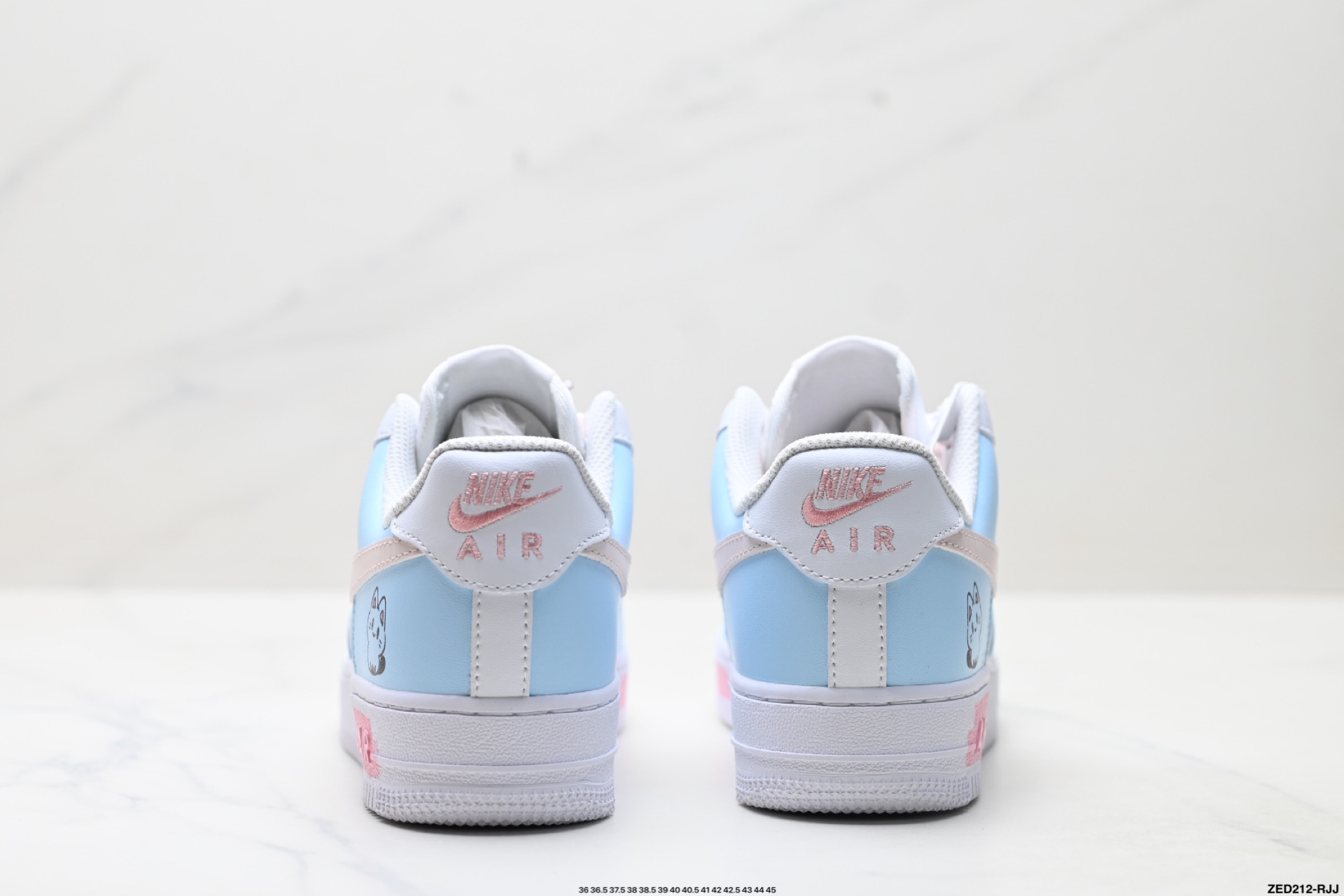 NIKE AIR FORCE 1‘07 ZH0316-107