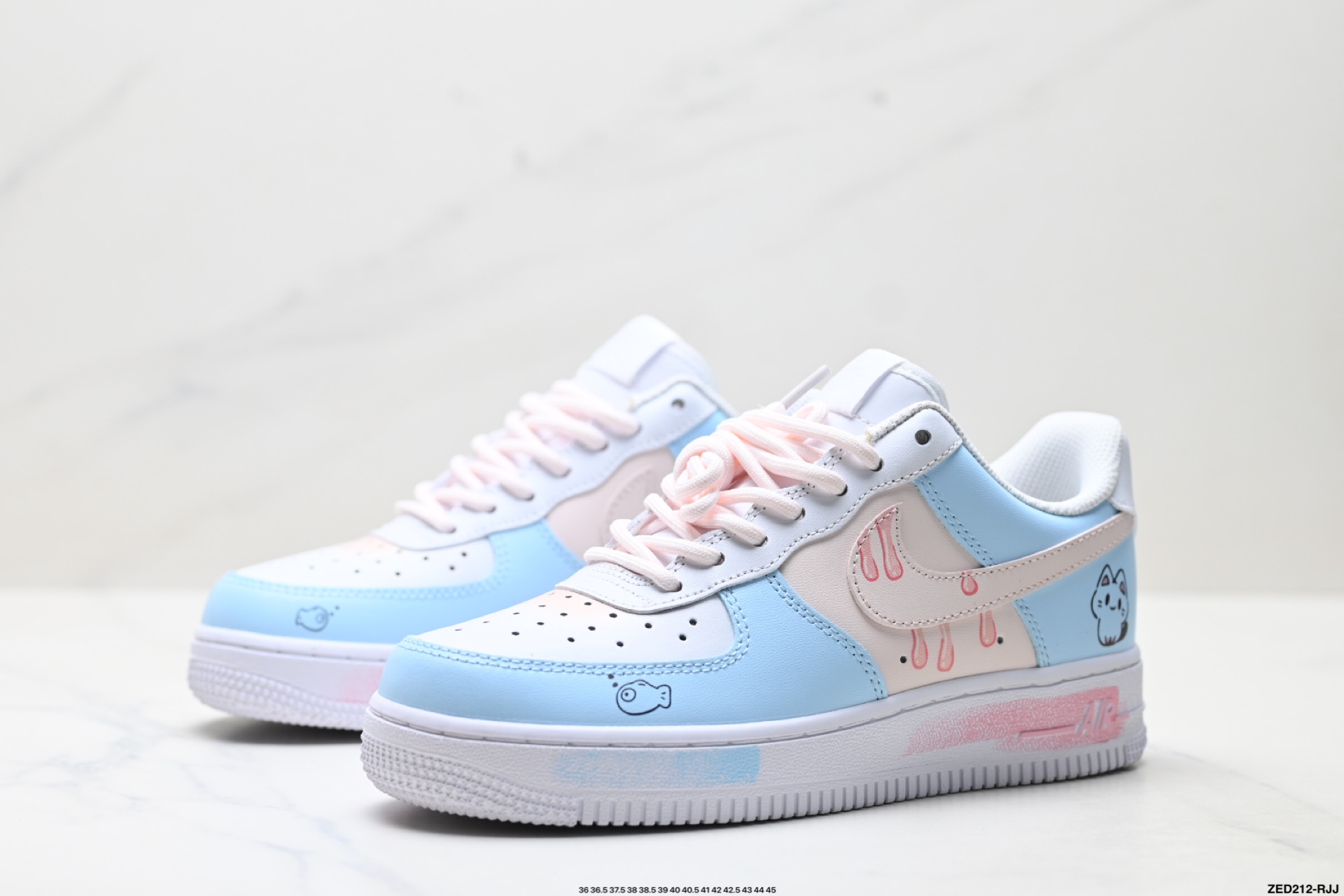 NIKE AIR FORCE 1‘07 ZH0316-107
