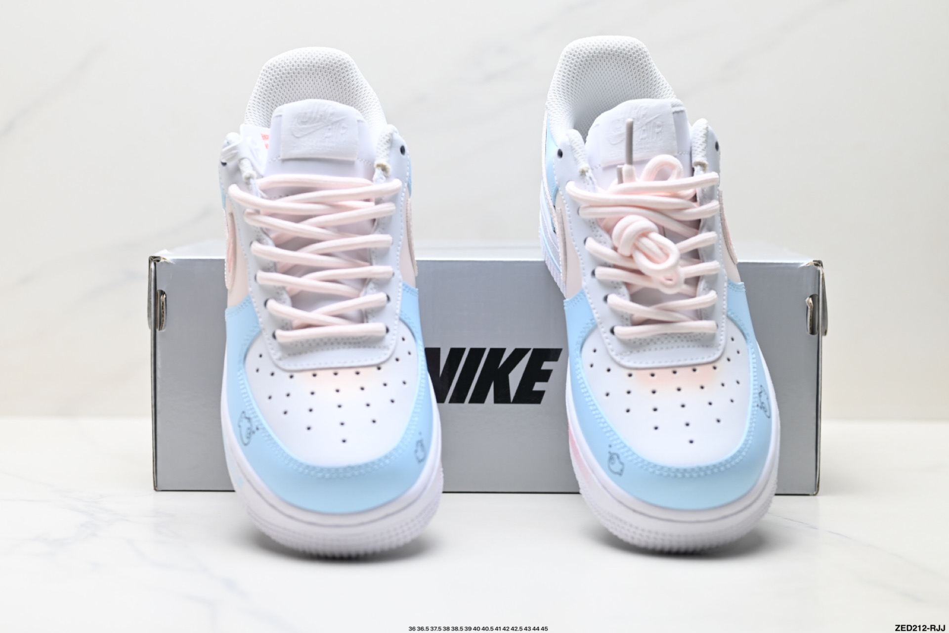 NIKE AIR FORCE 1‘07 ZH0316-107