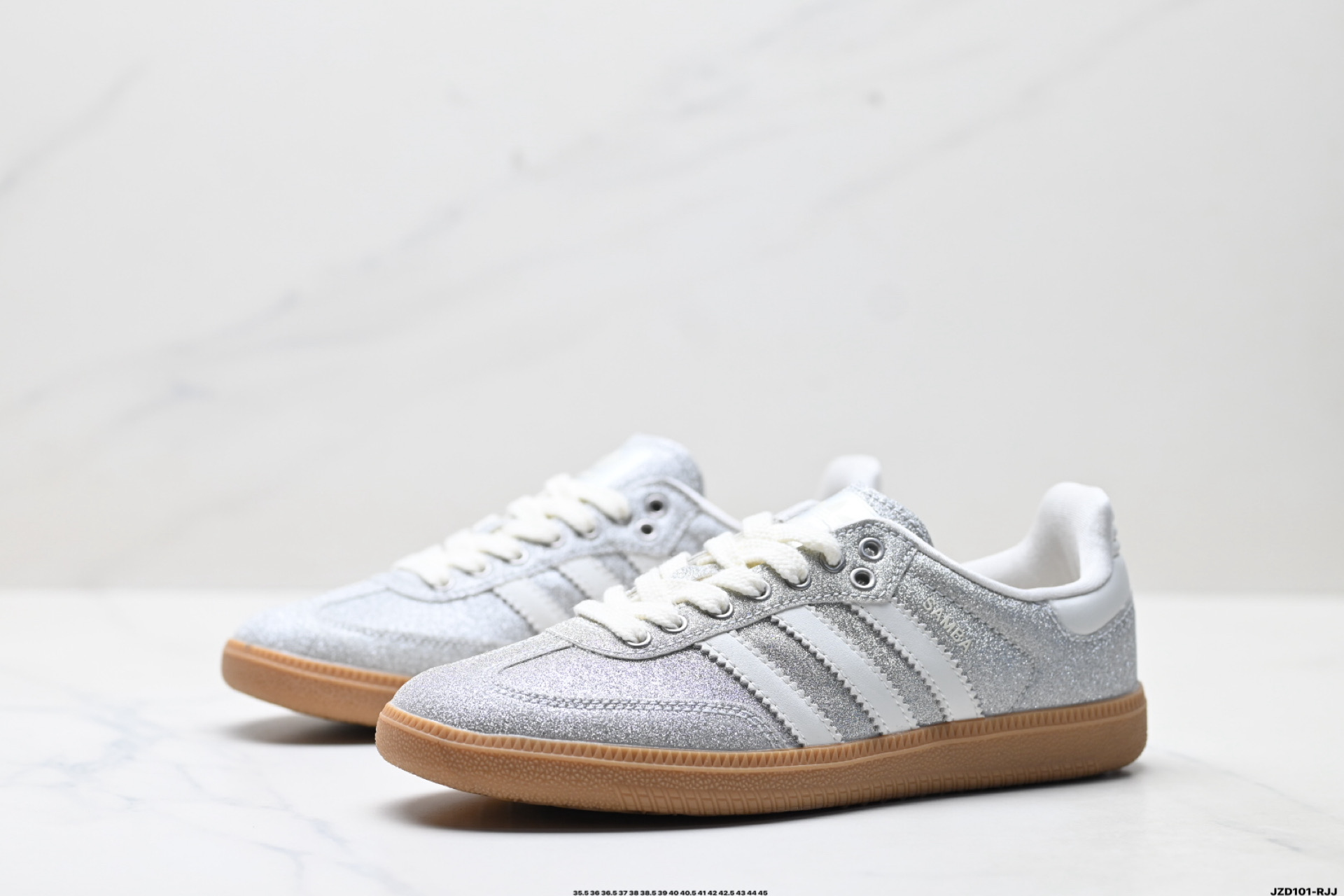 Adidas Originals Samba OG 桑巴舞系列 阿迪达斯 三叶草 绅士德训足球风百搭低帮休闲运动板鞋 KI6264