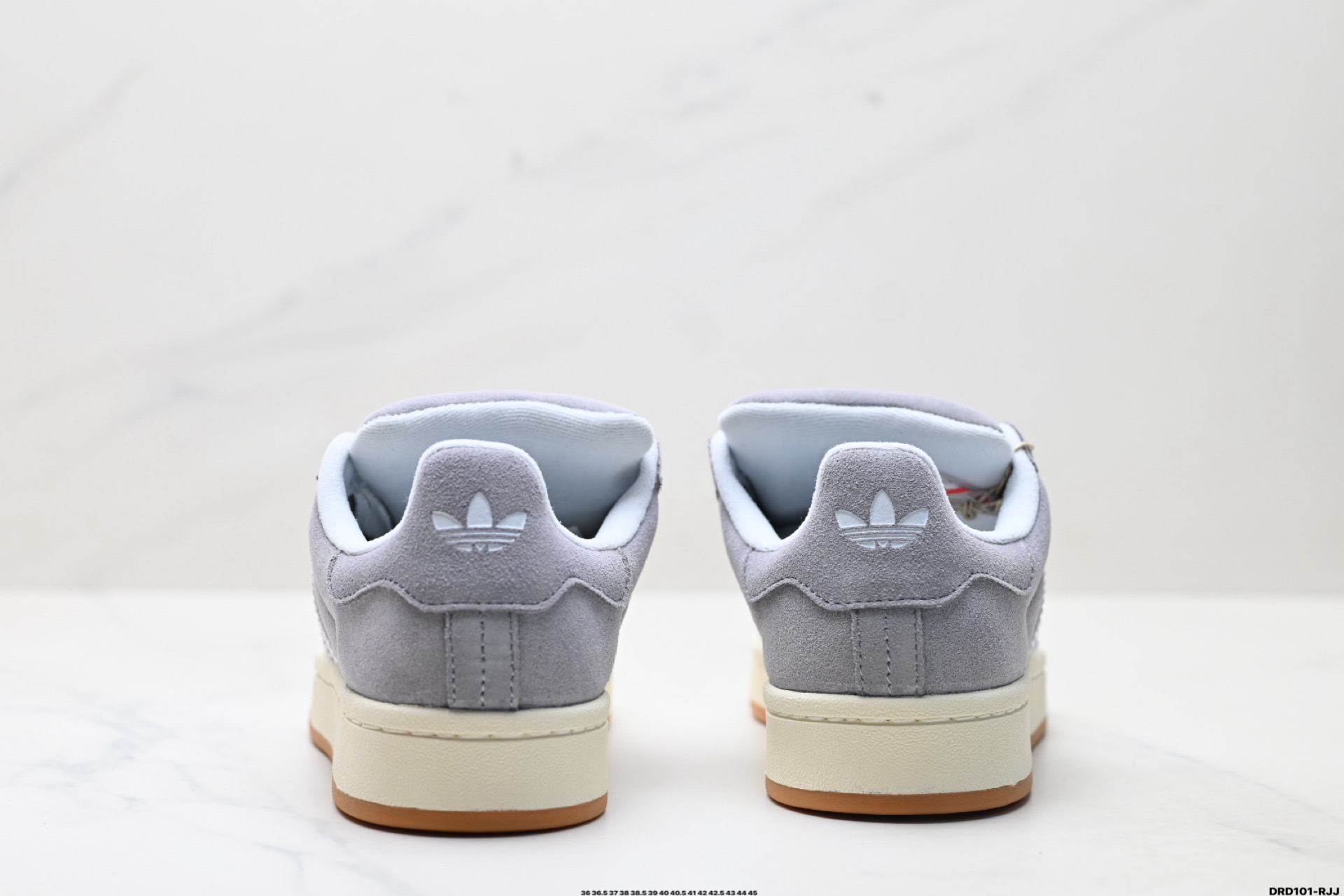 💰130
真标✅Adidas Originals Campus 00s系列 阿迪达斯 面包风经典复古低帮百搭休闲运动板鞋
货号:GY6433
尺码:36 36.5 37 38 38.5 39 40 40.5 41 42 42.5 43 44 45
ID:DRD101-RJJ