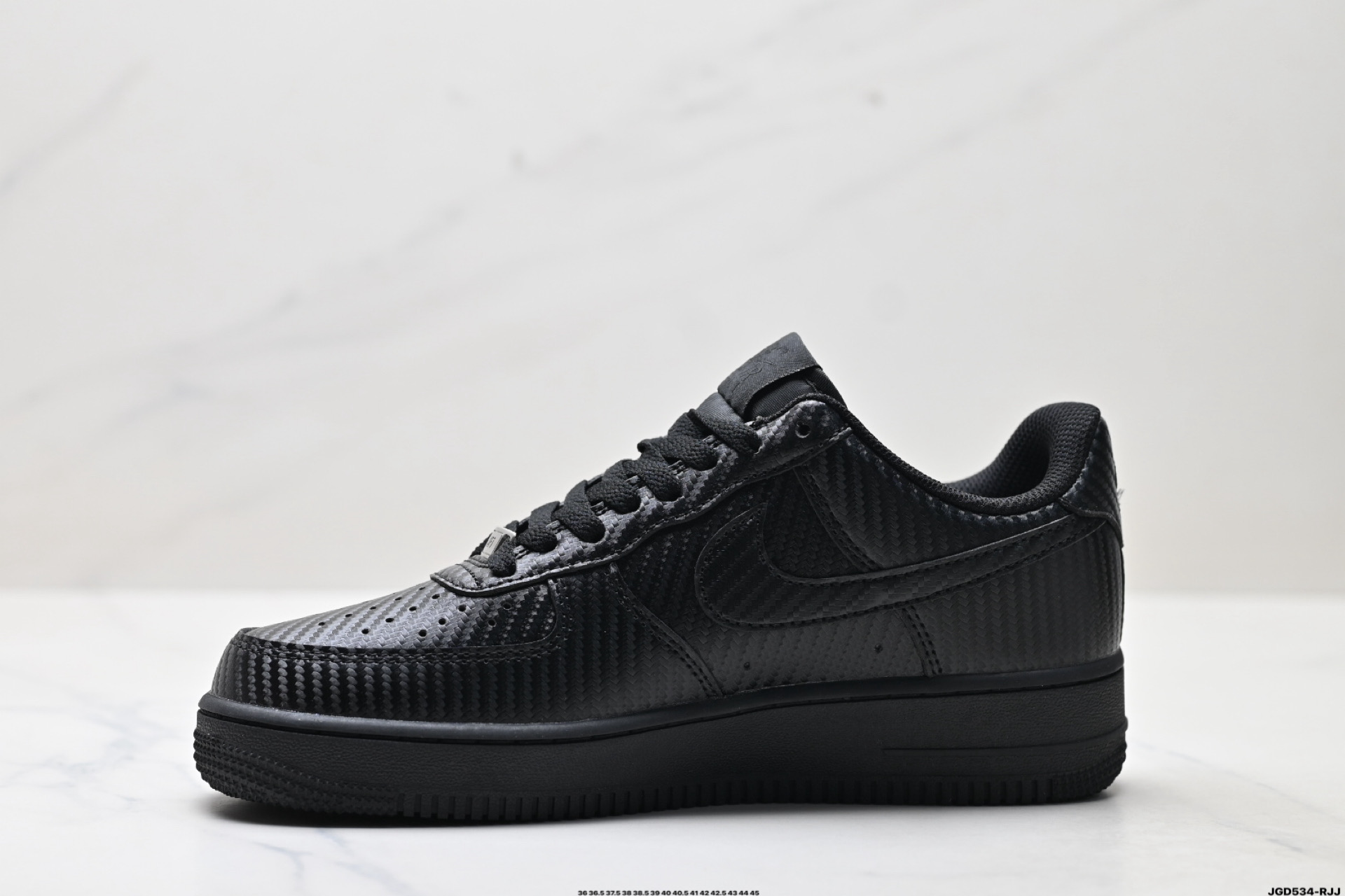 NIKE AIR FORCE 1‘07 HF2886-001