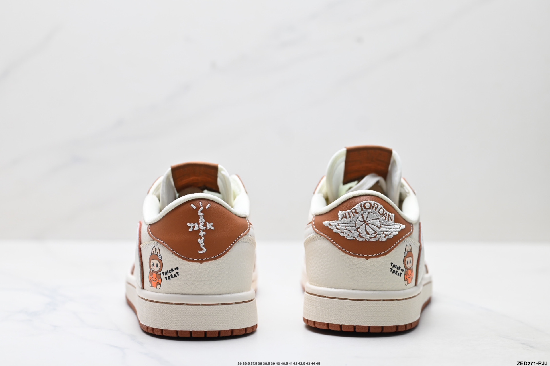 Nike Air Jordan 1 x Travis Scott AJ1倒勾 乔一倒钩 ‘DIY’定制 耐克 低帮文化篮球鞋 DZ5899-020