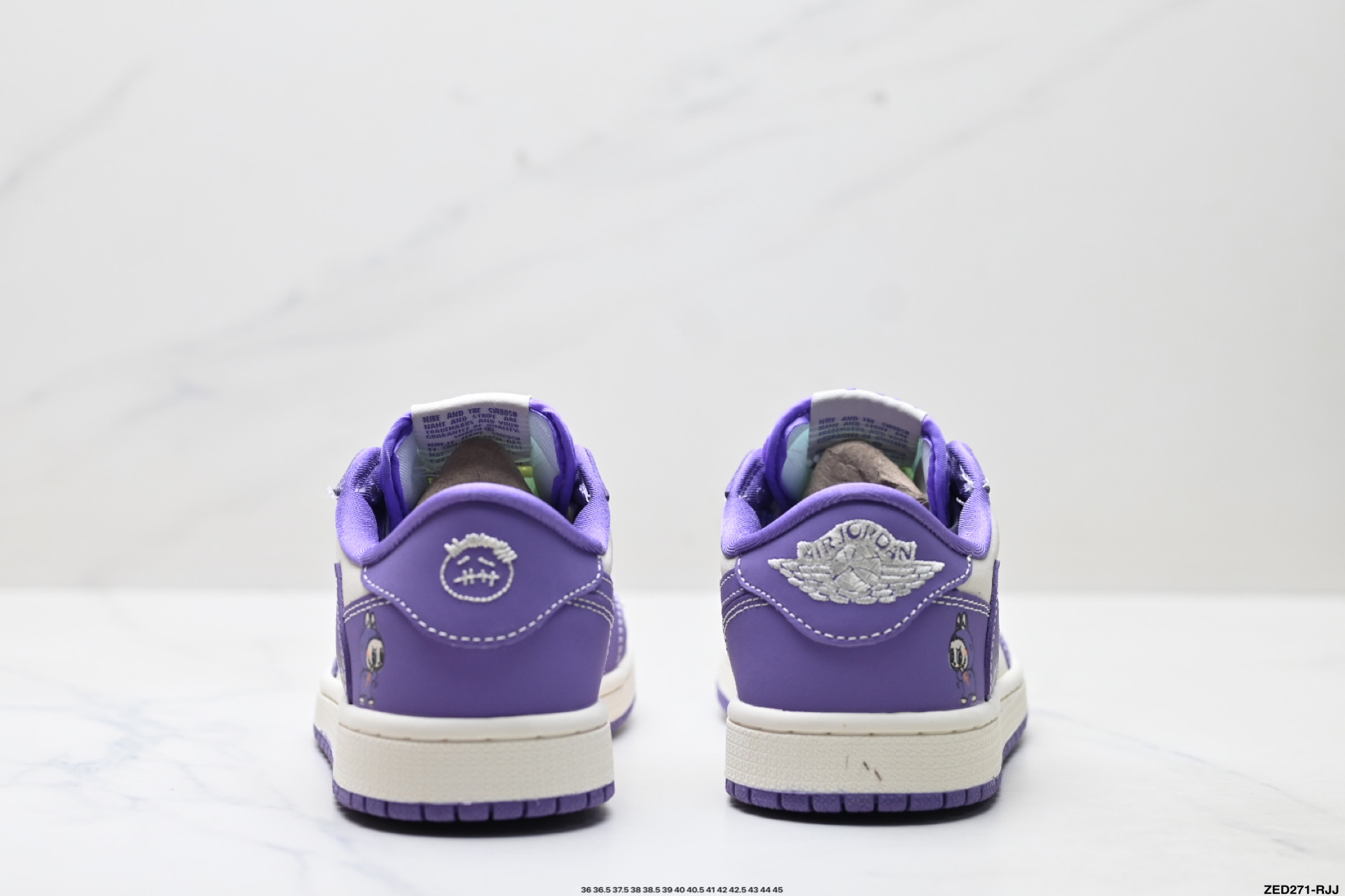 Nike Air Jordan 1 x Travis Scott AJ1倒勾 乔一倒钩 ‘DIY’定制 耐克 低帮文化篮球鞋 DD7866-113