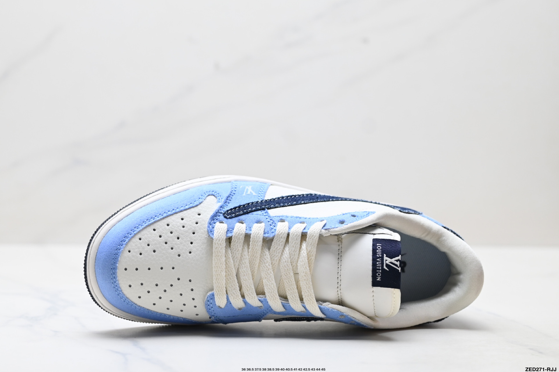 Nike Air Jordan 1 x Travis Scott AJ1倒勾 乔一倒钩 ‘DIY’定制 耐克 低帮文化篮球鞋 JW1188-146