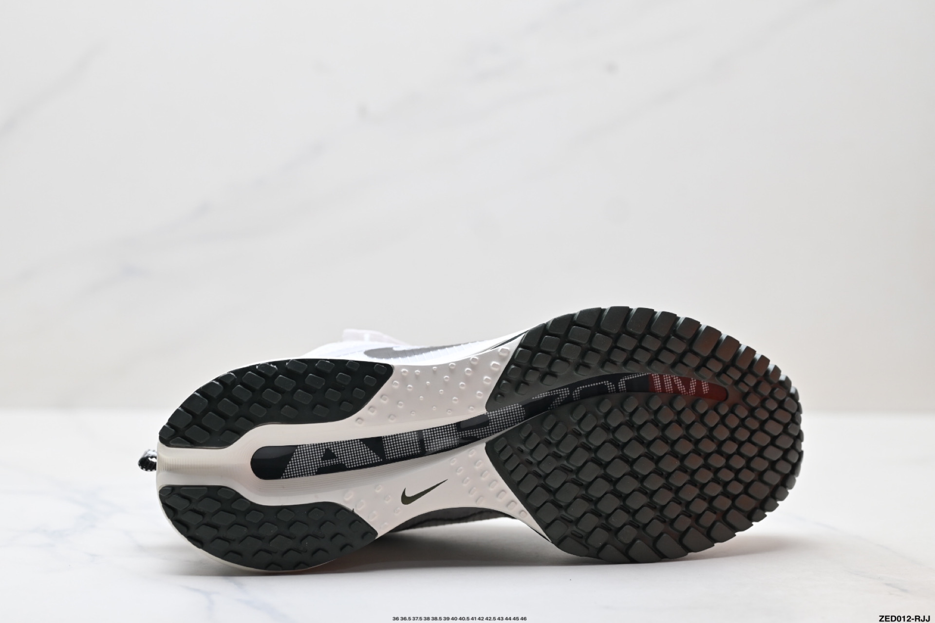 Nike Air Zoom Pegasus Premium 耐克 新款气垫缓震休闲跑步鞋 IH2288-001