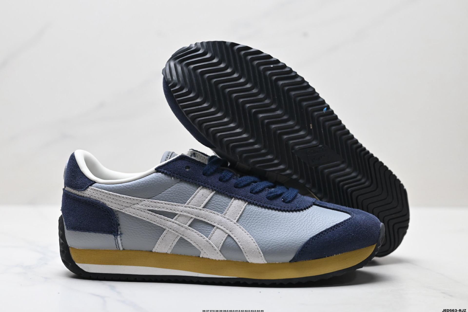Onitsuka Tiger鬼塚虎 CALIFORNIA 78 VIN 低帮 生活休闲鞋 1183C443-400