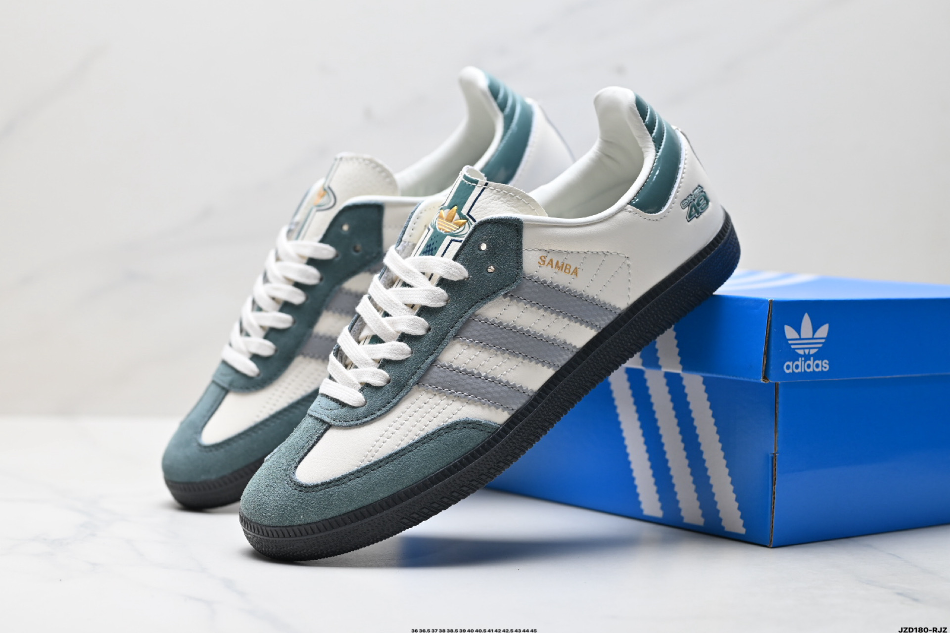 Adidas Originals Samba OG 桑巴舞系列 阿迪达斯 三叶草 绅士德训足球风百搭低帮休闲运动板鞋 JP9252