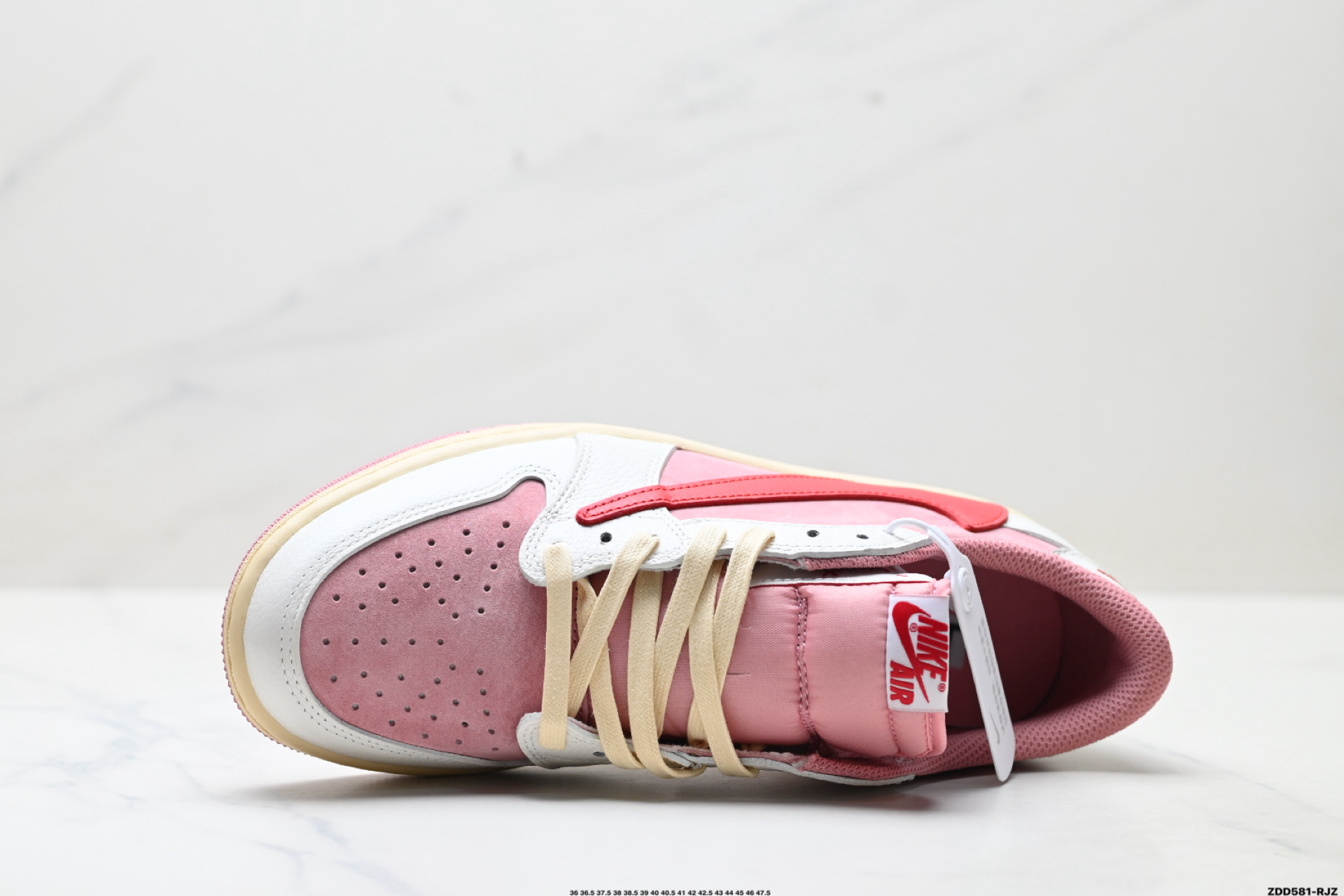 Nike Air Jordan 1 x Travis Scott AJ1倒勾 乔一倒钩 耐克 低帮文化篮球鞋 DM7866-100