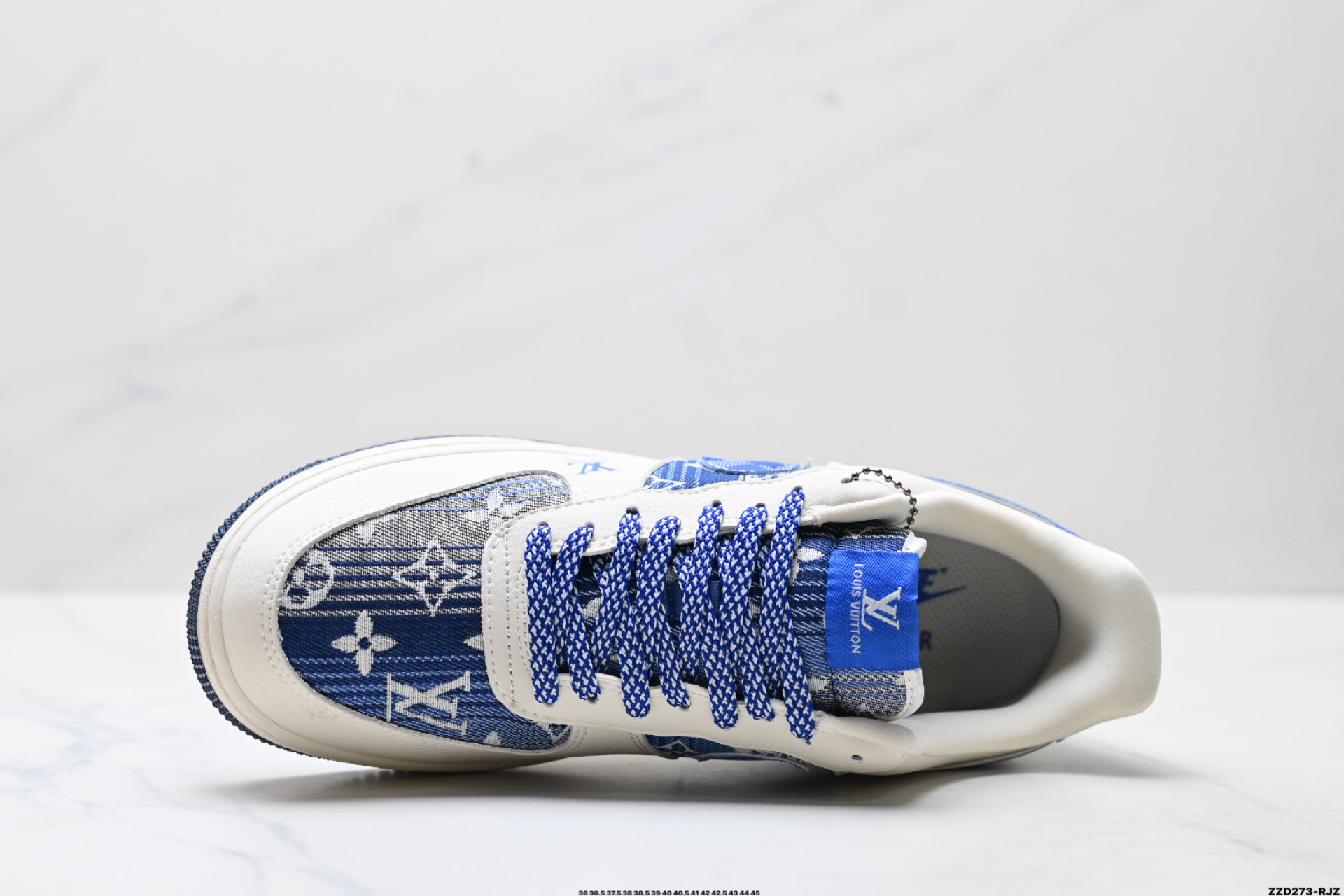 NIKE AIR FORCE 1‘07 LV8 XL1979-106