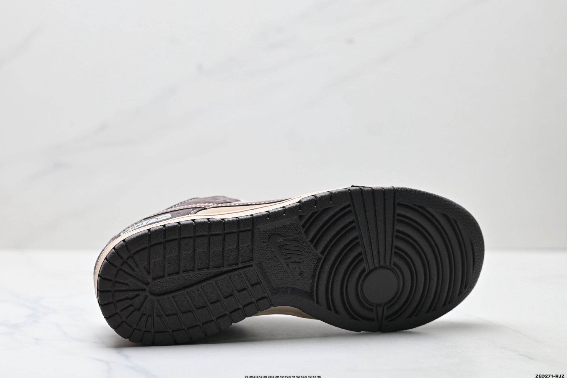 Nike Dunk Low Retro ‘DIY高端定制’耐克 低帮休闲运动板鞋 DG2025-001