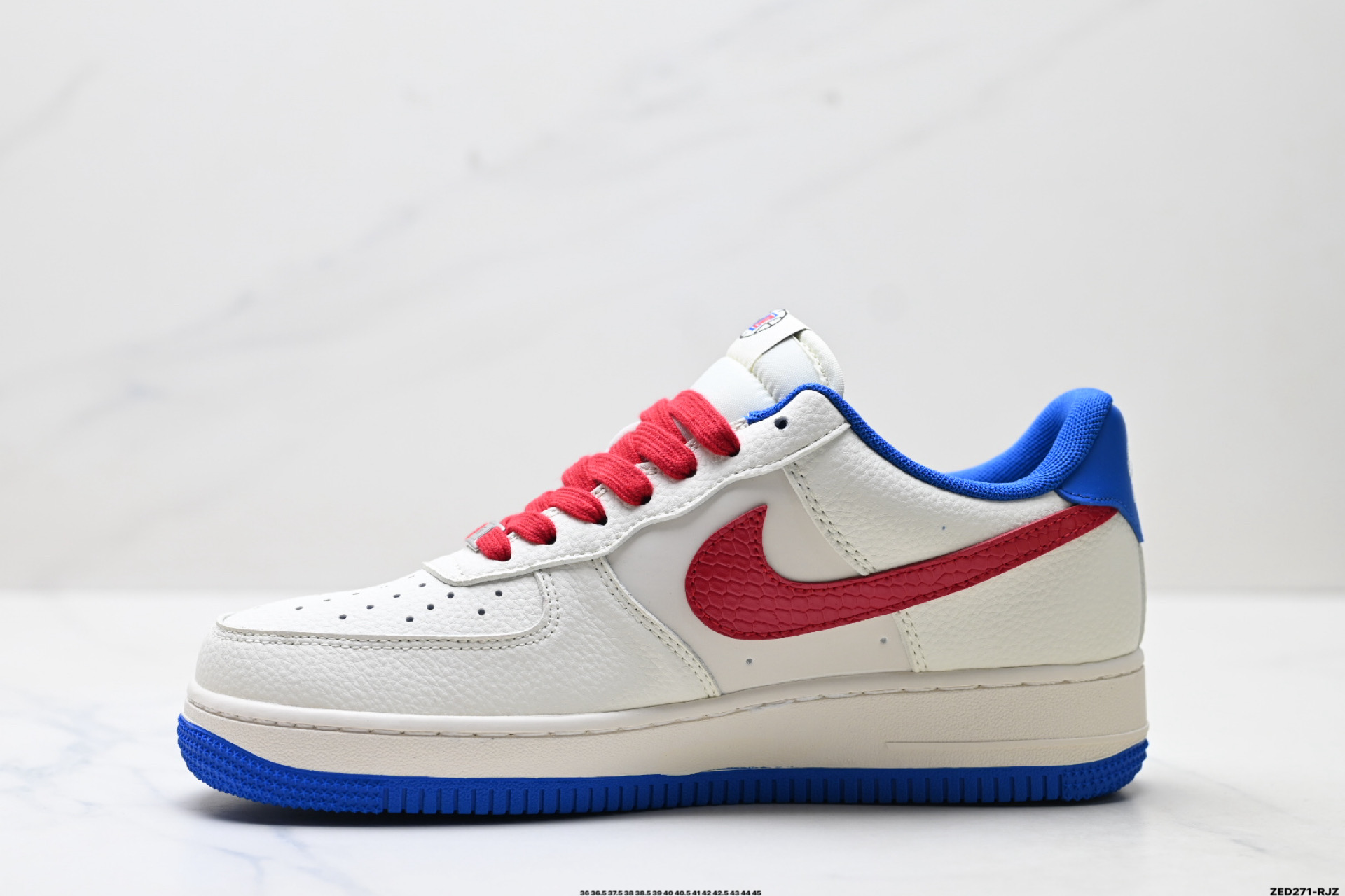 NIKE AIR FORCE 1‘07 QW5606-274