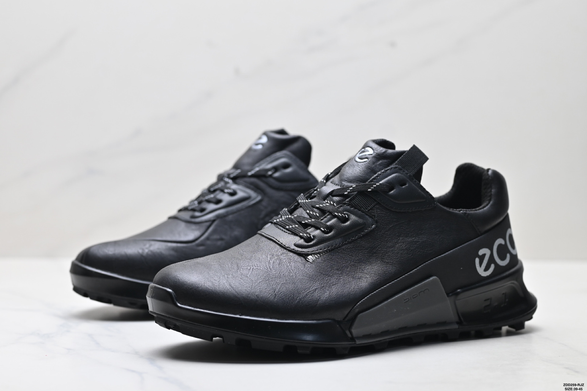 Ecco爱步 BIOM C-TRAIL系列 牛皮 圆头厚底系带 低帮 徒步鞋 822854-010