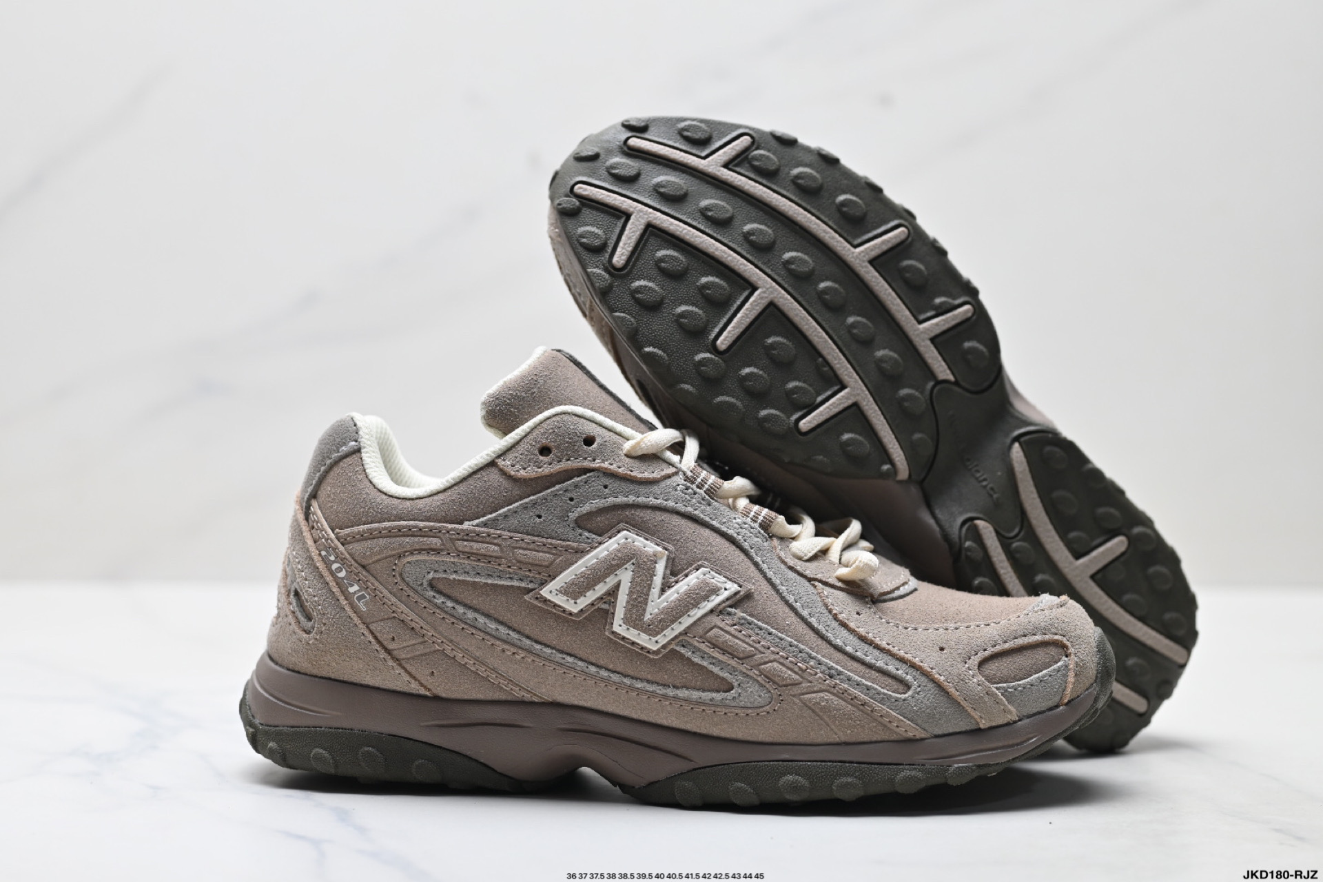 New Balance 204L系列 新百伦 薄底鞋 薄底皮质鞋带德训系 低帮 生活休闲鞋 U204LKTH