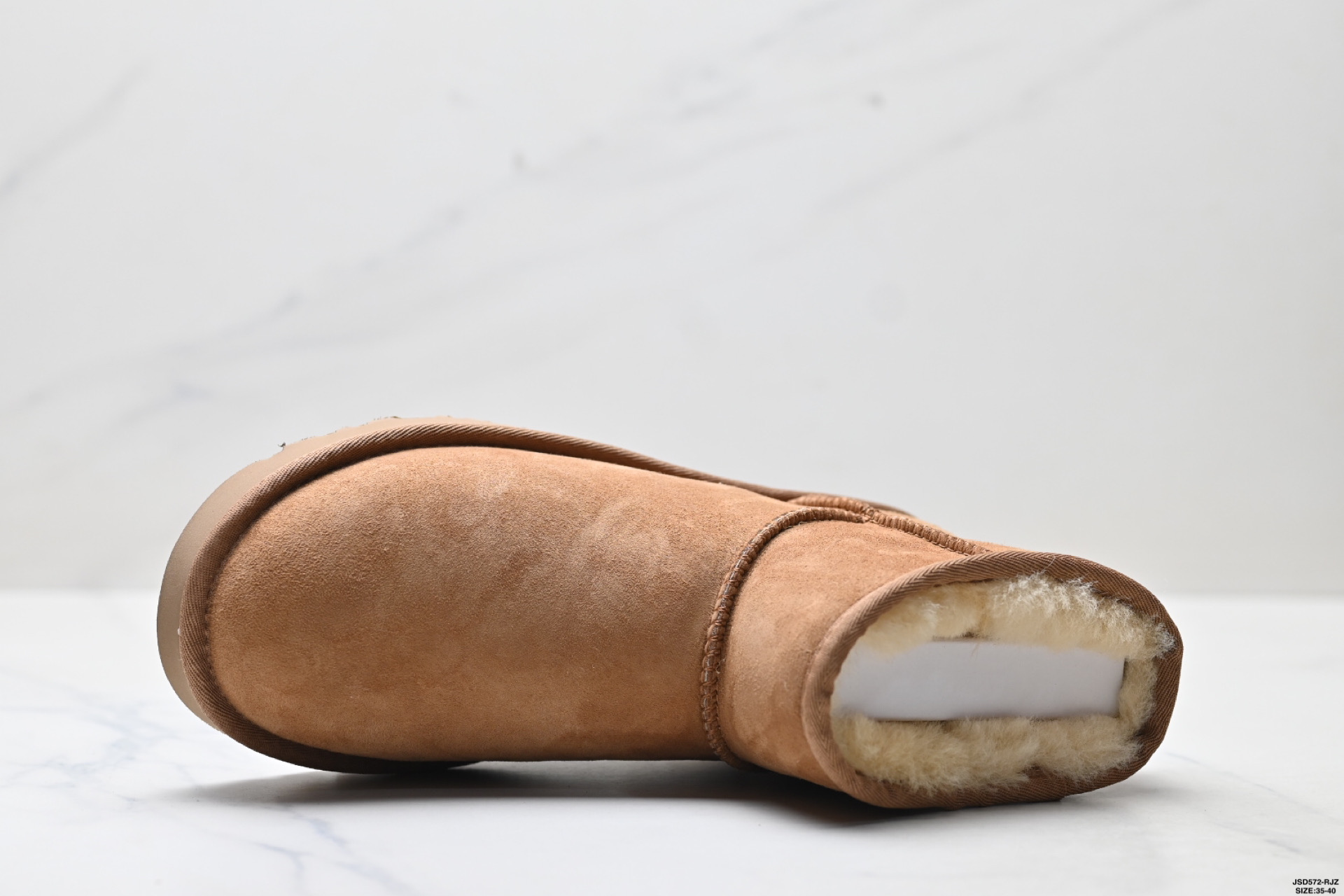 UGG 1016222 经典短筒秋冬羊皮毛一体雪地靴