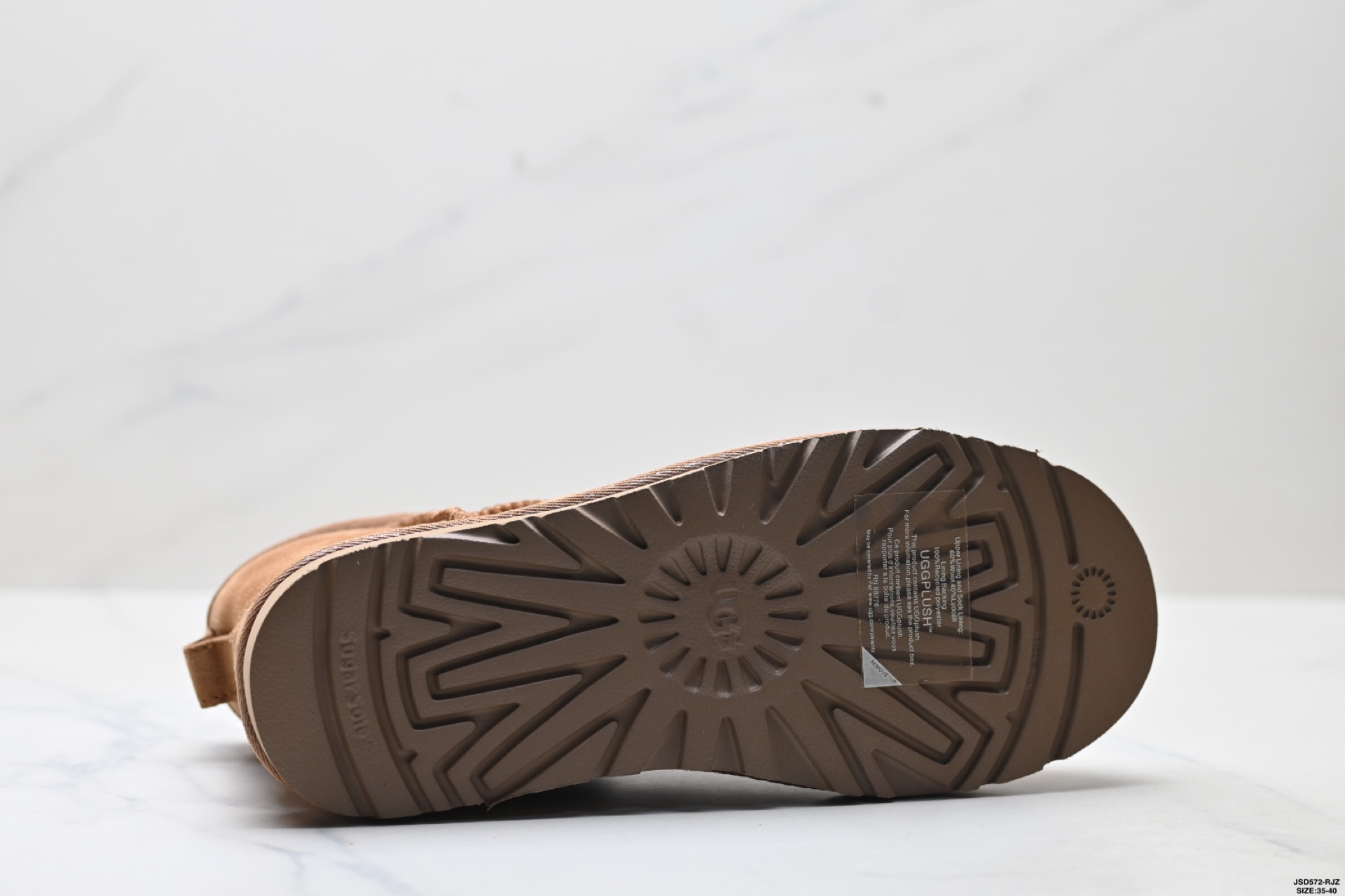 UGG 1016222 经典短筒秋冬羊皮毛一体雪地靴