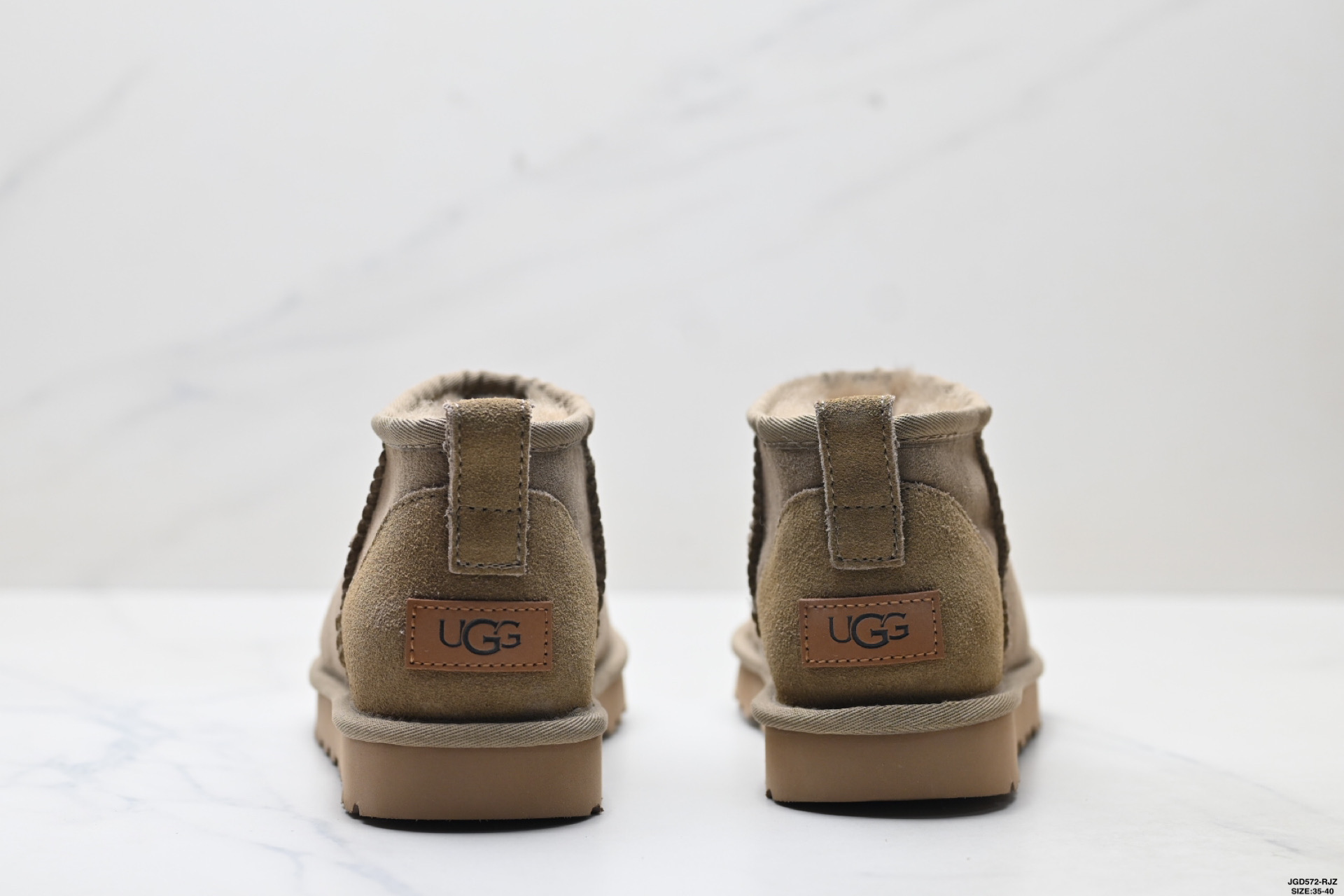 UGG Classic Ultra Mini Botas Cortas de Plataforma para Mujer - Comodidad y Estilo 7 i1757610338442 6627 0 5