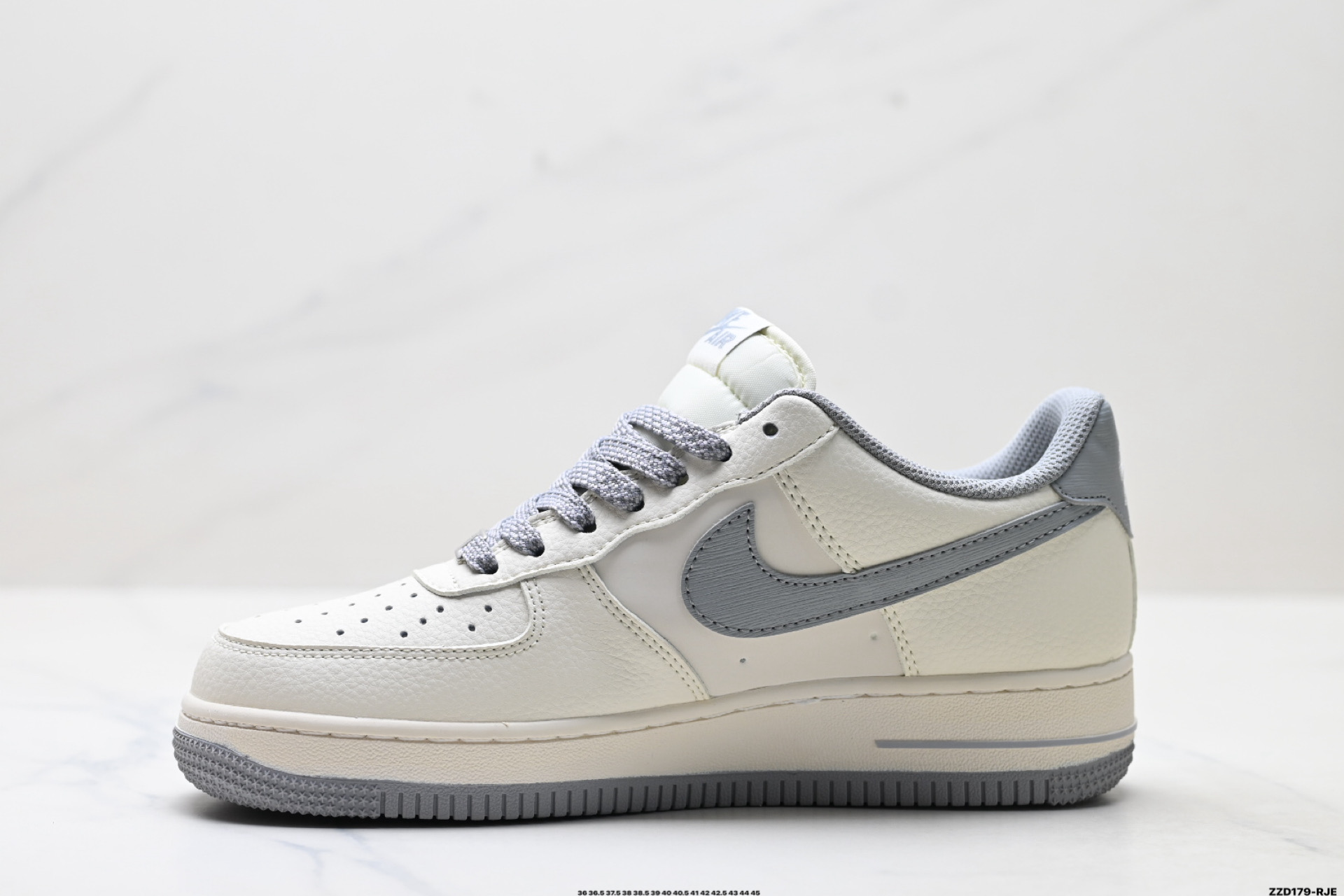 NIKE AIR FORCE 1‘07 LV8 SM6668-106