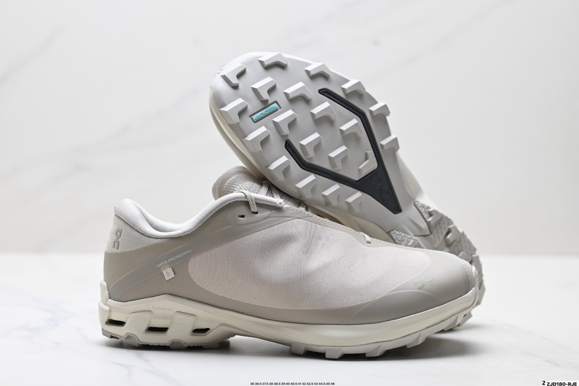 On昂跑 Cloudventure Peak Paf系列低帮轻量舒适多功能休闲运动鞋 采