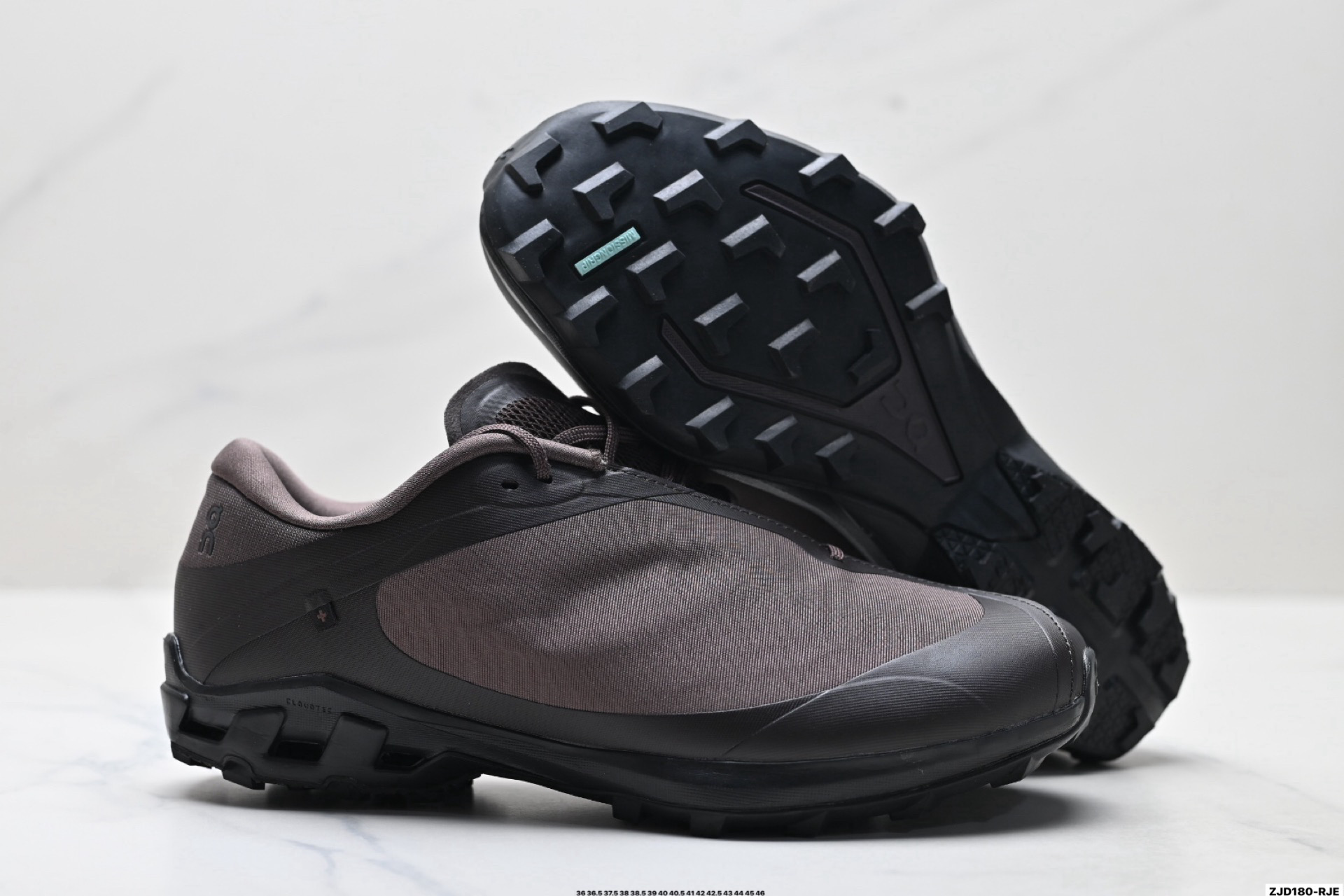 On昂跑 Cloudventure Peak Paf系列低帮轻量舒适多功能休闲运动鞋 采