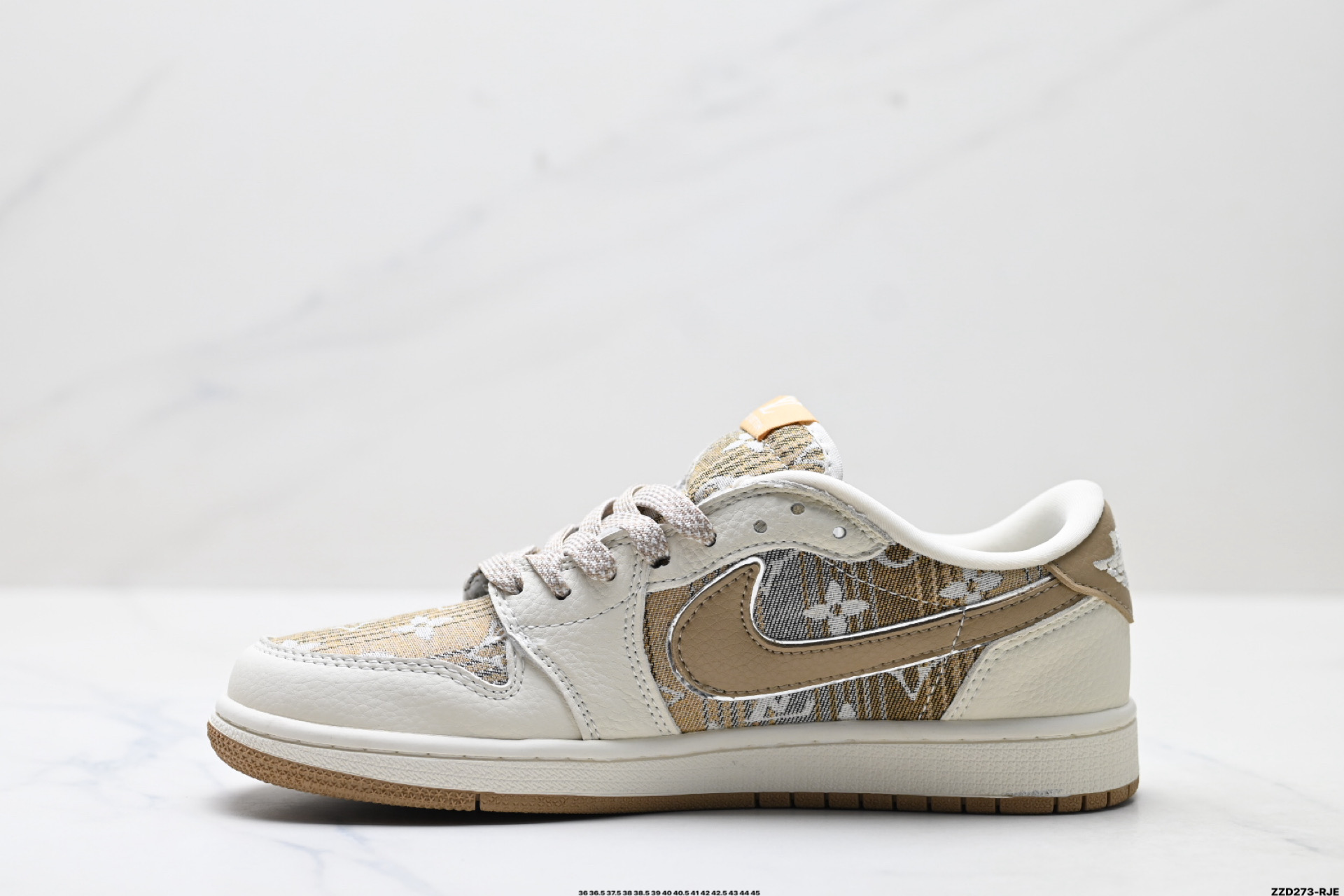 Nike Air Jordan 1 x Travis Scott AJ1倒勾 乔一倒钩 ‘DIY’定制 耐克 低帮文化篮球鞋 XS2025-065