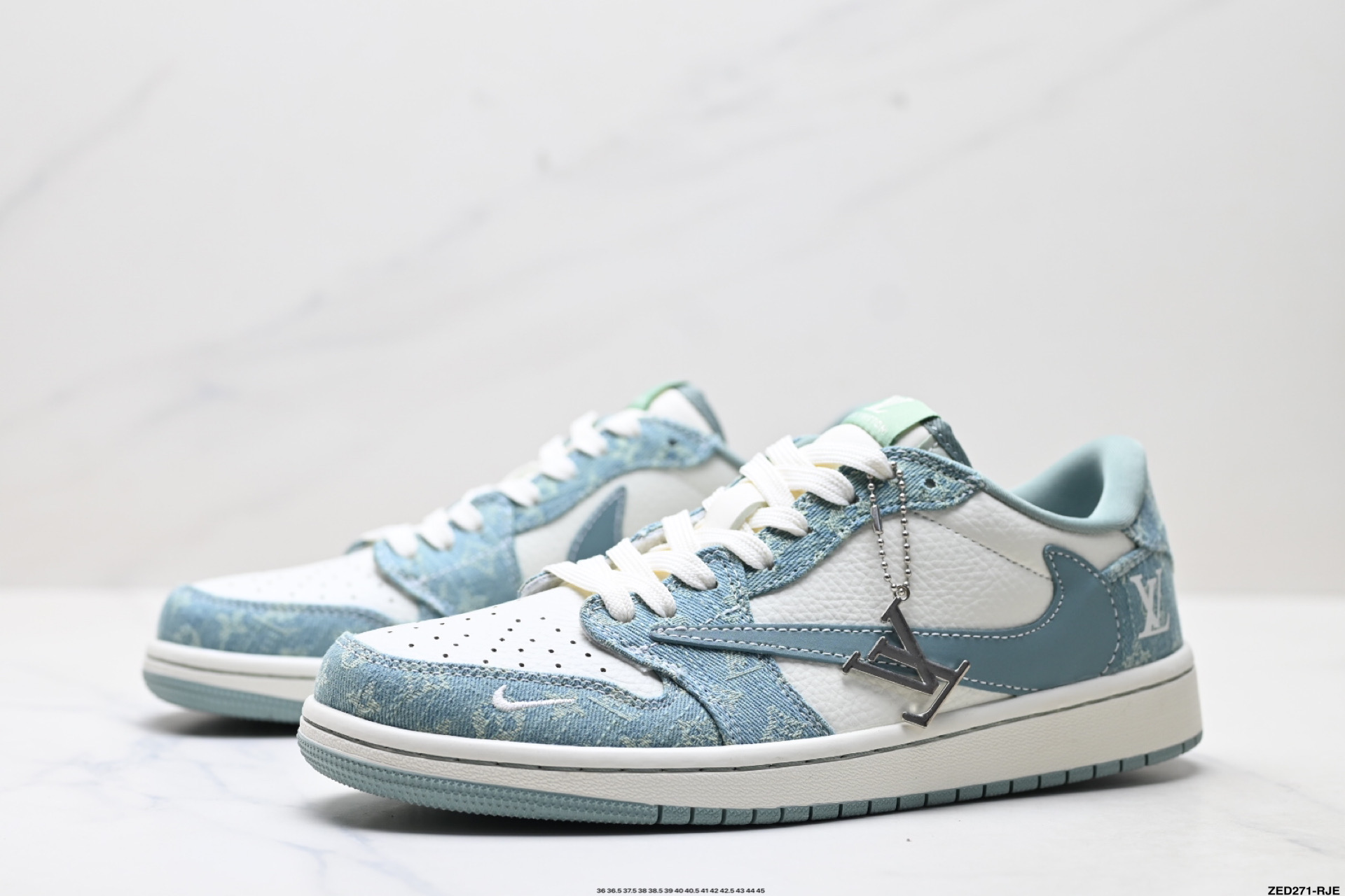 Nike Air Jordan 1 x Travis Scott AJ1倒勾 乔一倒钩 ‘DIY’定制 耐克 低帮文化篮球鞋 SC0601-057