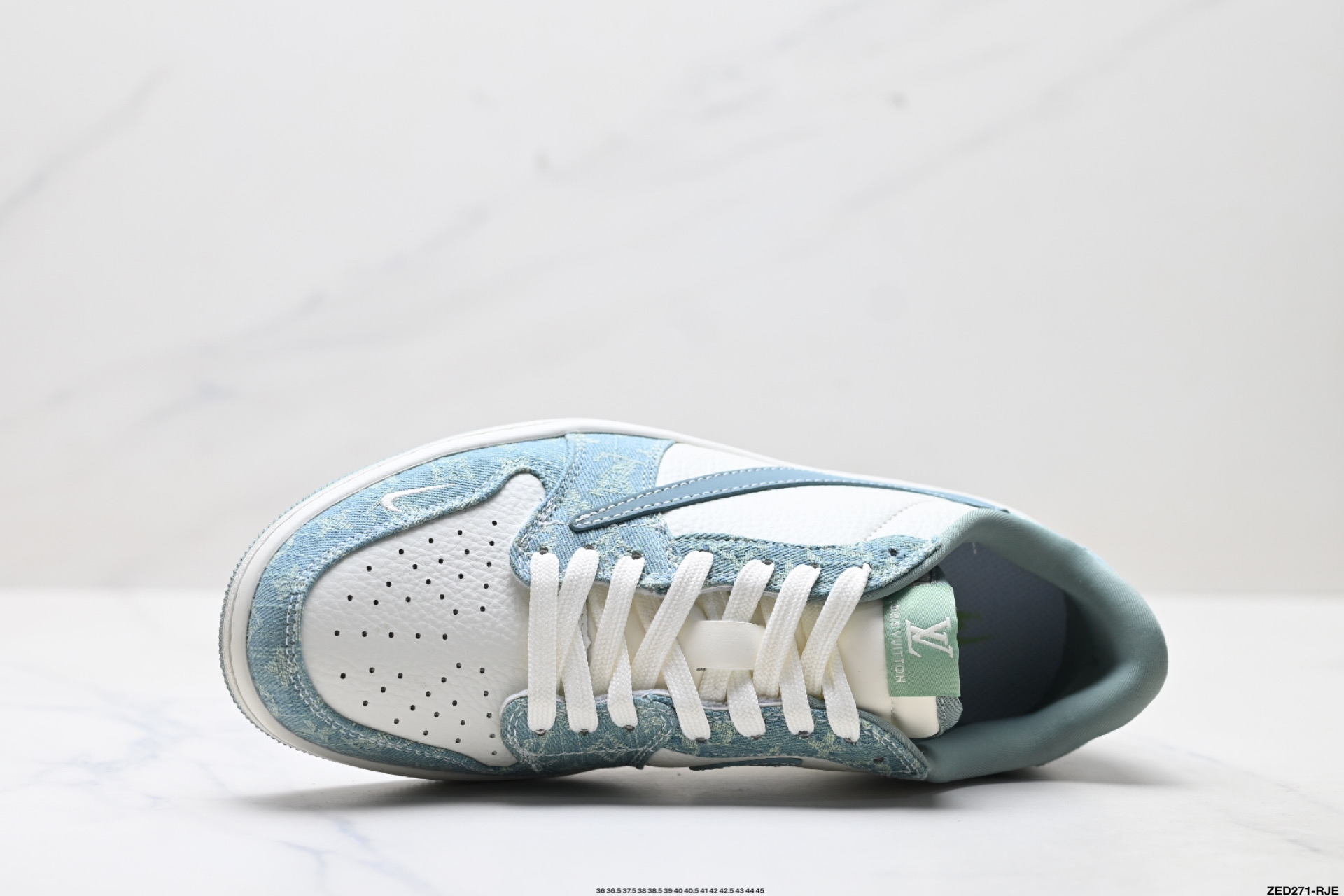 Nike Air Jordan 1 x Travis Scott AJ1倒勾 乔一倒钩 ‘DIY’定制 耐克 低帮文化篮球鞋 SC0601-057