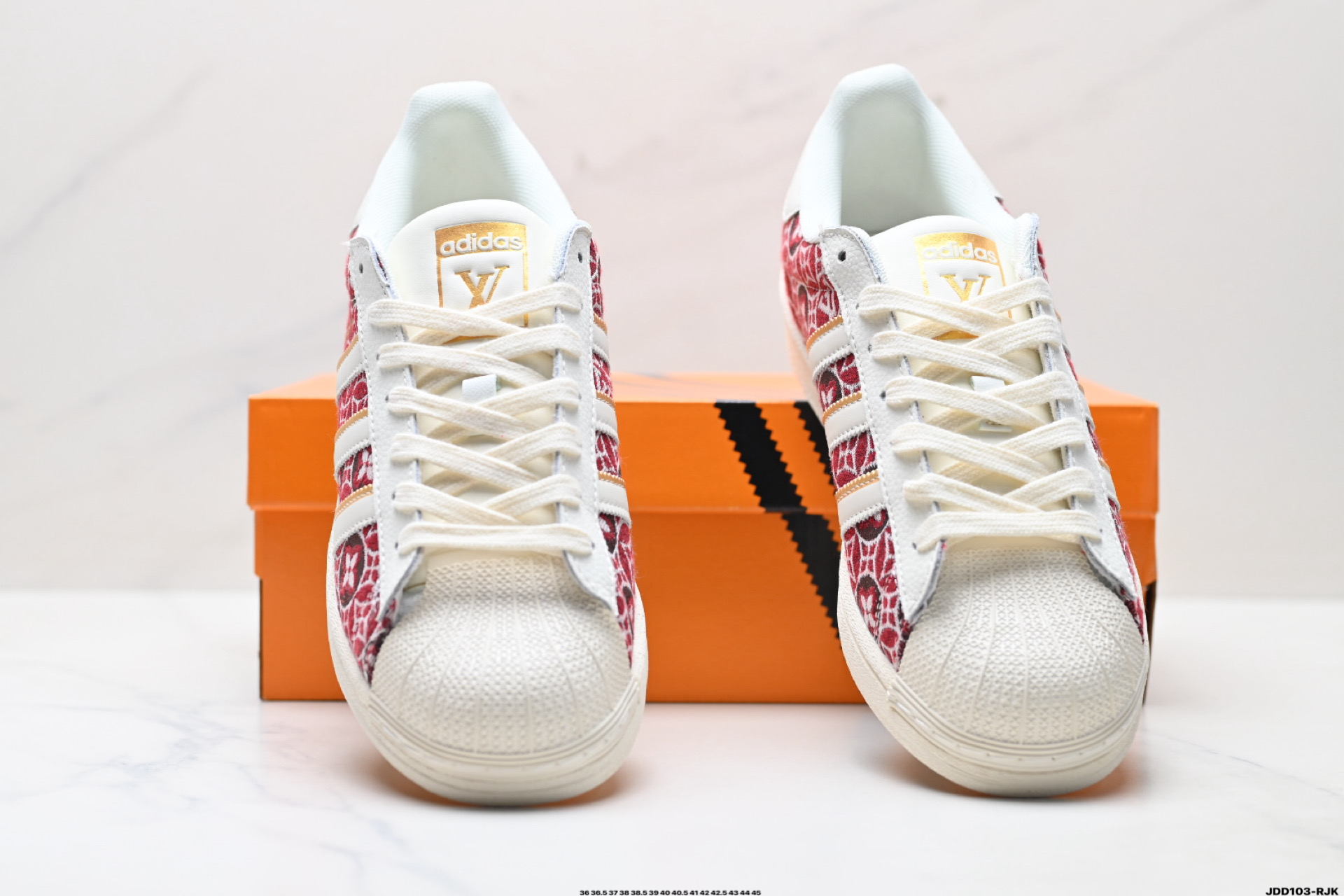 Adidas Originals Superstar 阿迪达斯 三叶草 贝壳头’DIY’系列低帮经典百搭休闲运动板鞋 BZ9863 尺码:36 36.5 37 38 38.5 39 40 40.5 41 42 42.5 43 44 45 ID:JDD103-RJK