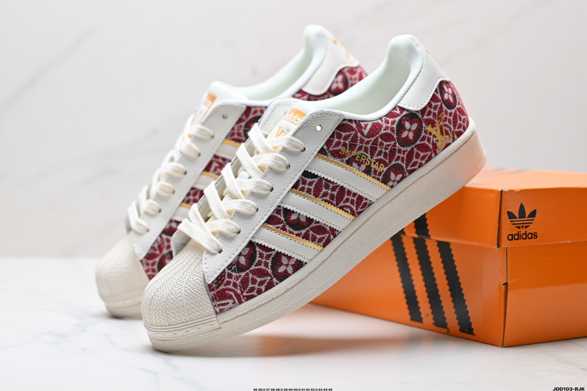 Adidas Originals Superstar 阿迪达斯 三叶草 贝壳头’DIY’系列低帮经典百搭休闲运动板鞋 BZ9863 尺码:36 36.5 37 38 38.5 39 40 40.5 41 42 42.5 43 44 45 ID:JDD103-RJK