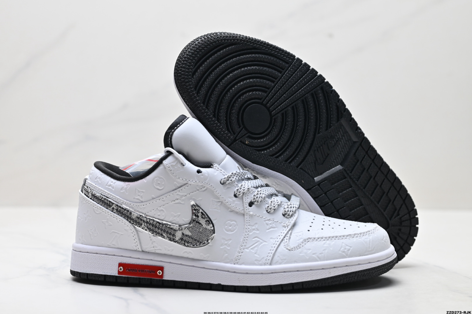 Nike Air Jordan 1 Low AJ1乔1低帮休闲板鞋 QG1988-011