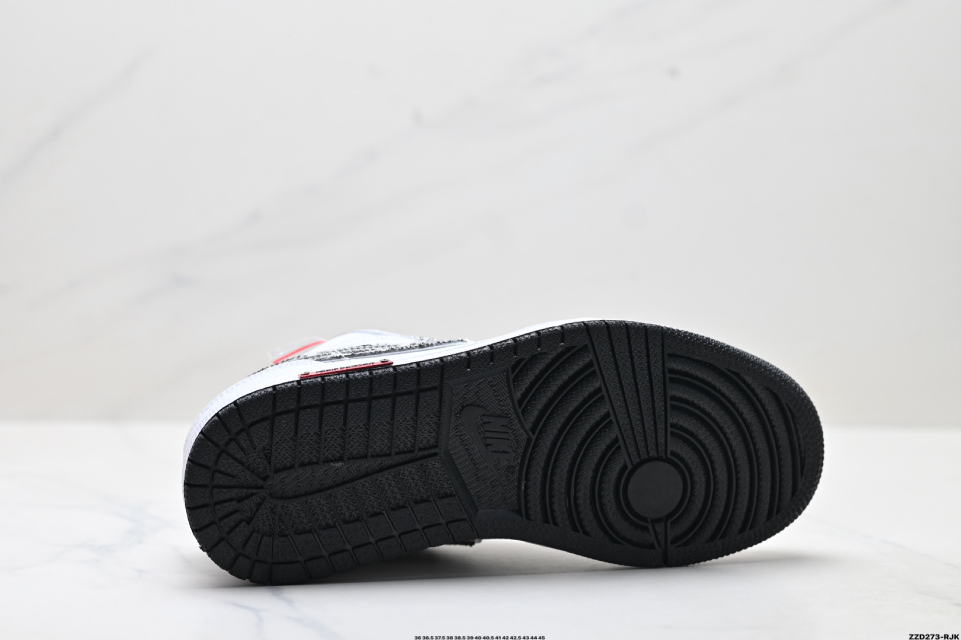 Nike Air Jordan 1 Low AJ1乔1低帮休闲板鞋 QG1988-011