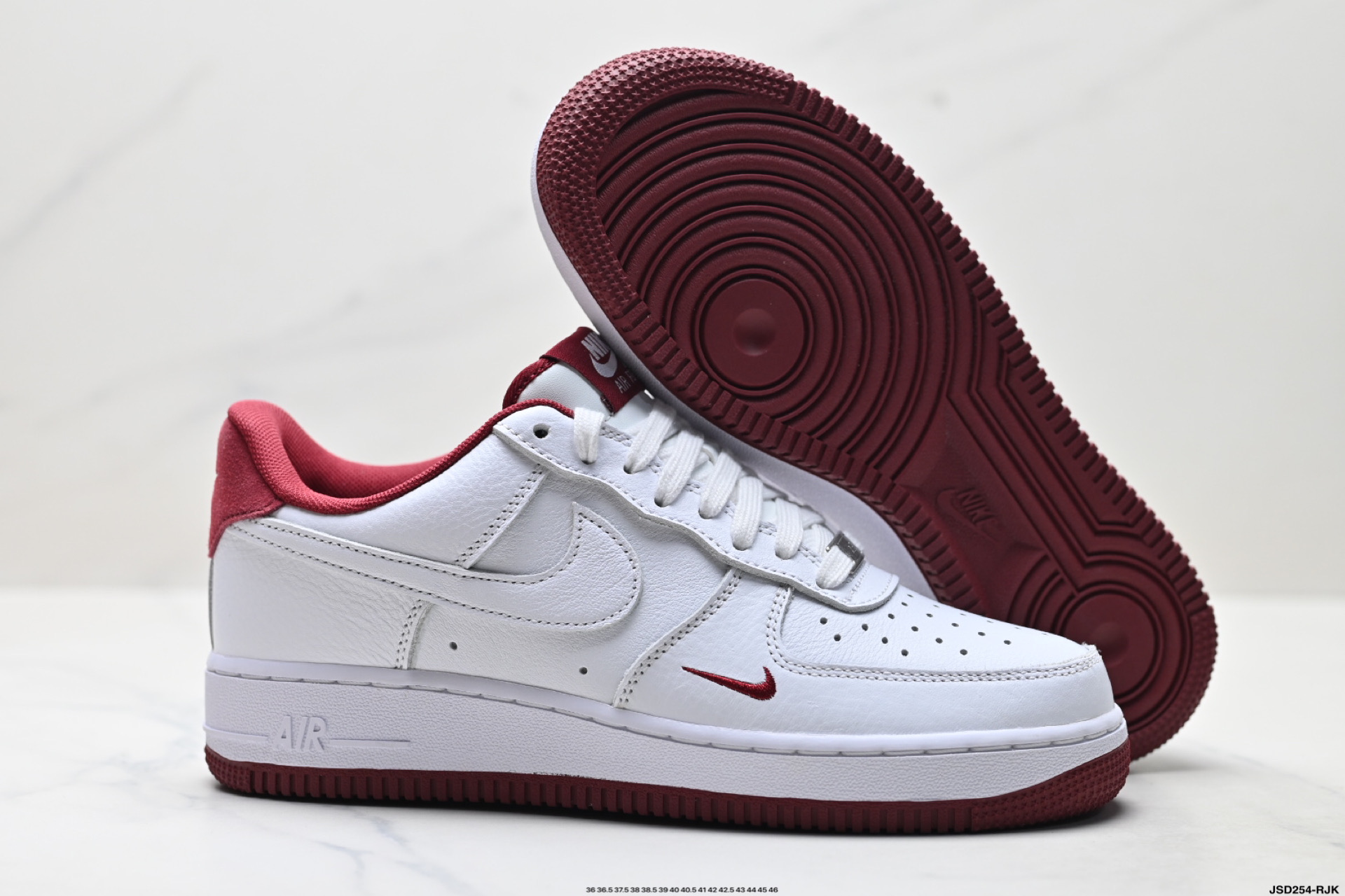 NIKE AIR FORCE 1‘07 CW2288-111