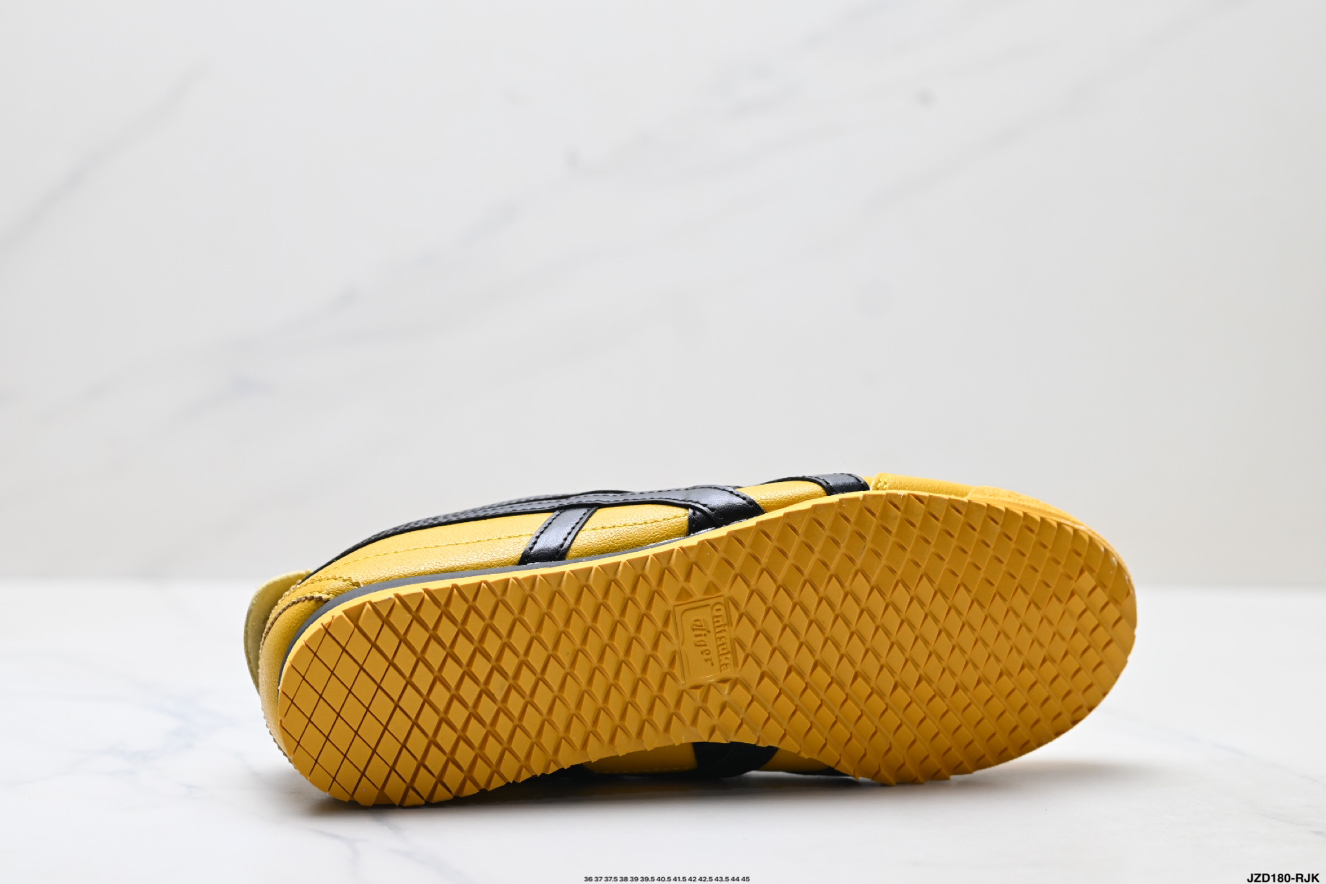 Onitsuka Tiger NIPPON MADE 鬼冢虎手工鞋系列 1183A872-752