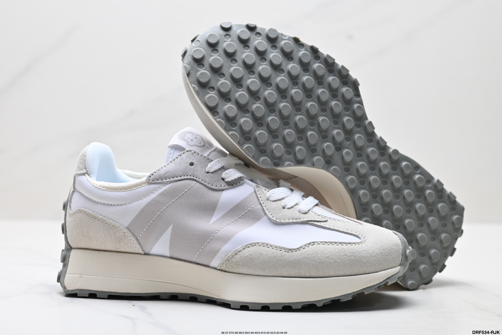 New Balance 327: Zapatillas Retro para un Look Casual y Cómodo 6 i1757780788500 5408 0 4