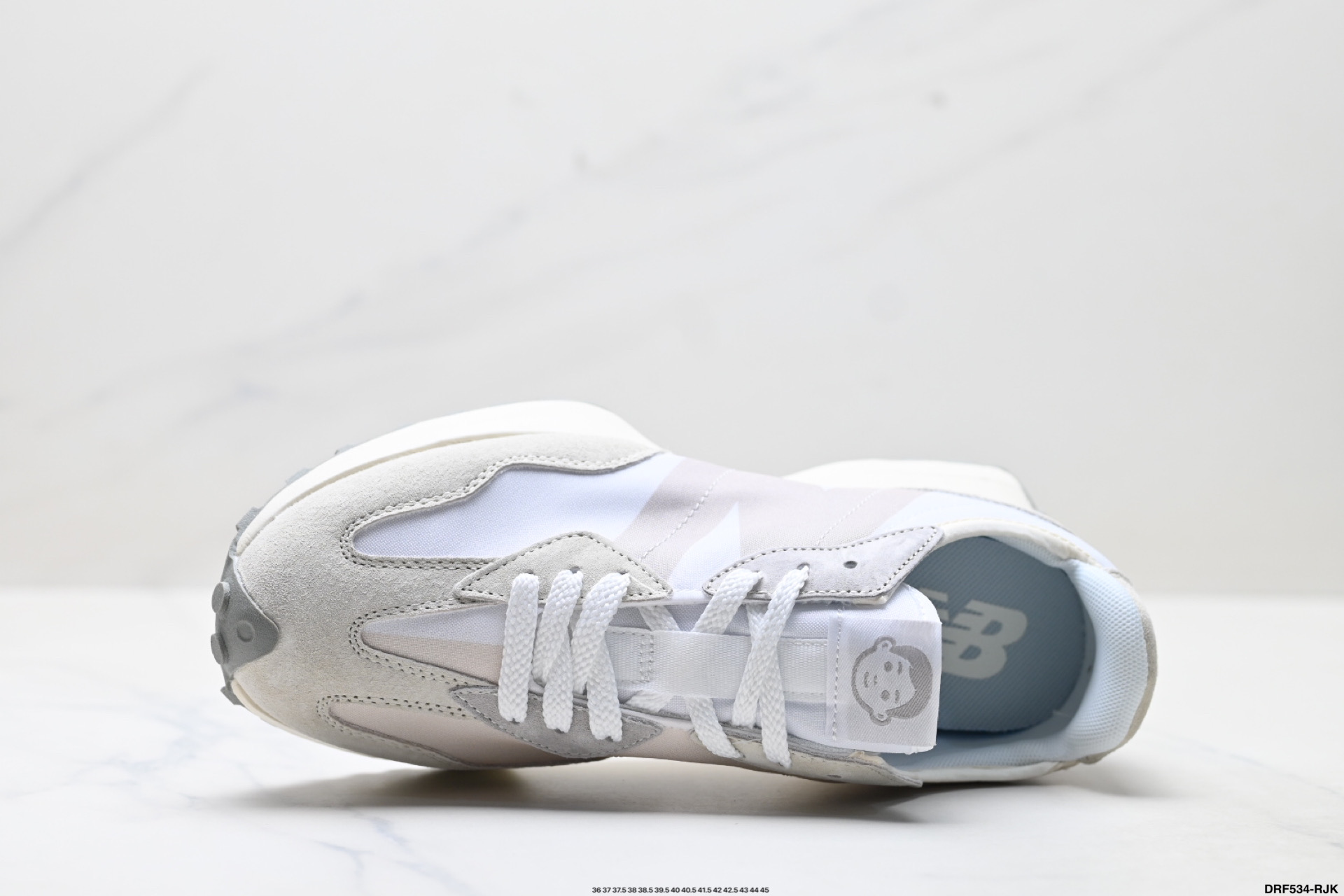 New Balance 327: Zapatillas Retro para un Look Casual y Cómodo 3 i1757780788500 8007 0 1