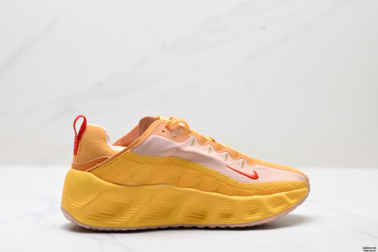 HYEIN SEO x Nike Ava Rover - נעלי ריצה בעיצוב חדשני ונוחות מקסימלית 1 HYEIN SEO x Nike Ava Rover – נעלי ריצה בעיצוב חדשני ונוחות מקסימלית