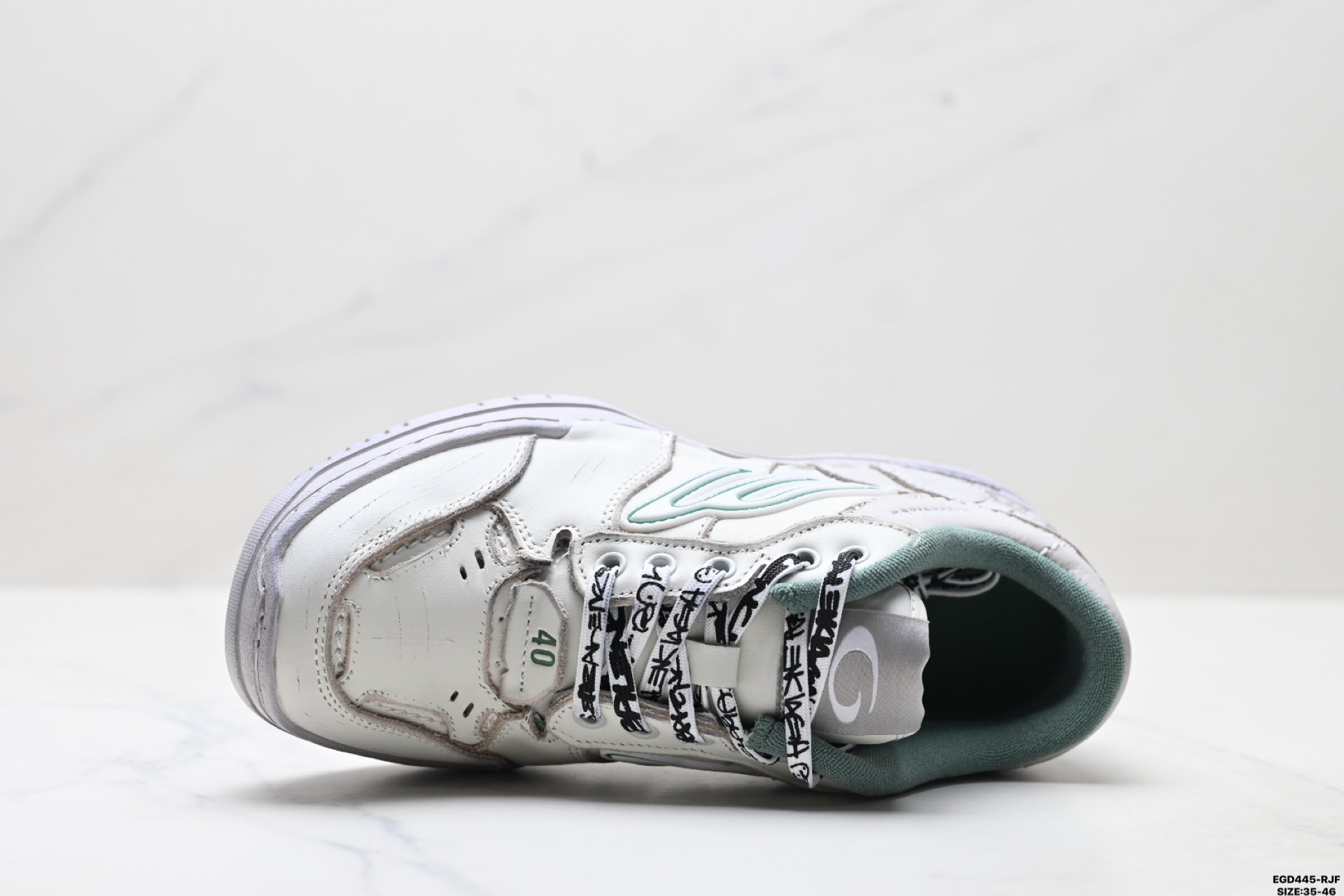 Balenciaga巴黎世家 Hamptons Worn-Out 圆头系带做旧低帮板鞋 841765 WCURS 9930