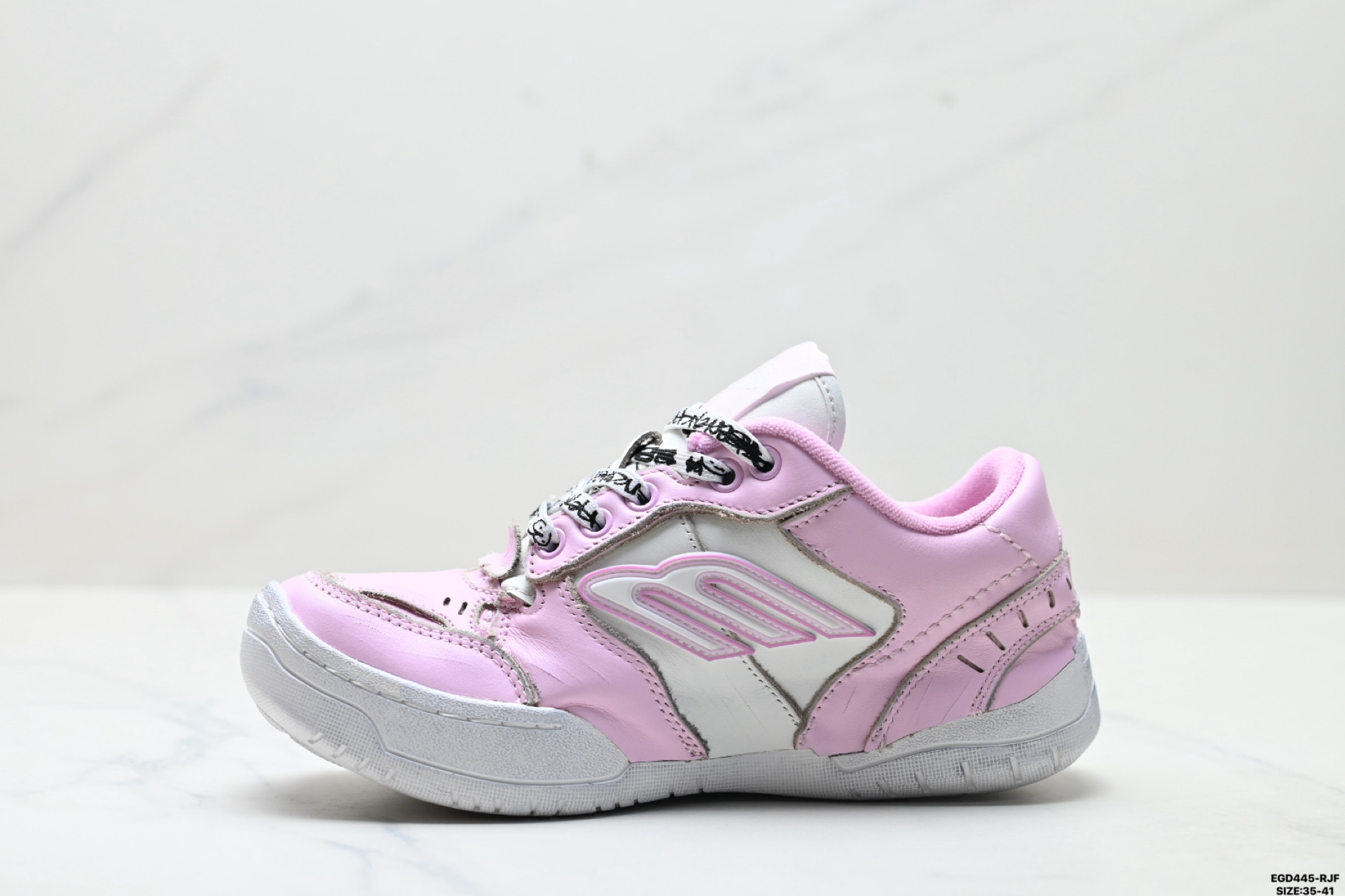 Balenciaga巴黎世家 Hamptons Worn-Out 圆头系带做旧低帮板鞋 841765 WCURS 9930