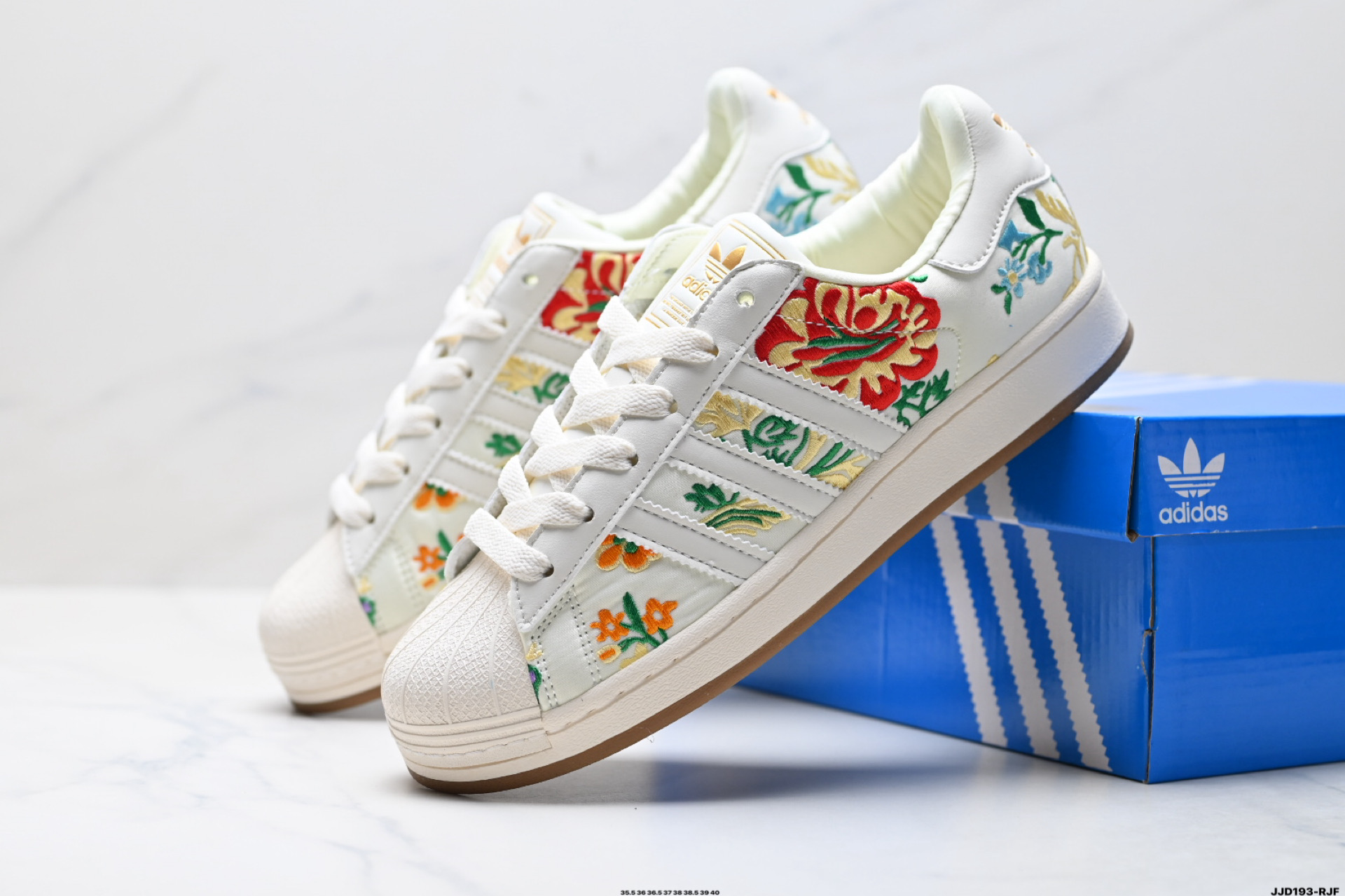 Adidas Originals Superstar贝壳头系列 阿迪达斯 低帮经典百搭休闲运动板鞋 JS4046