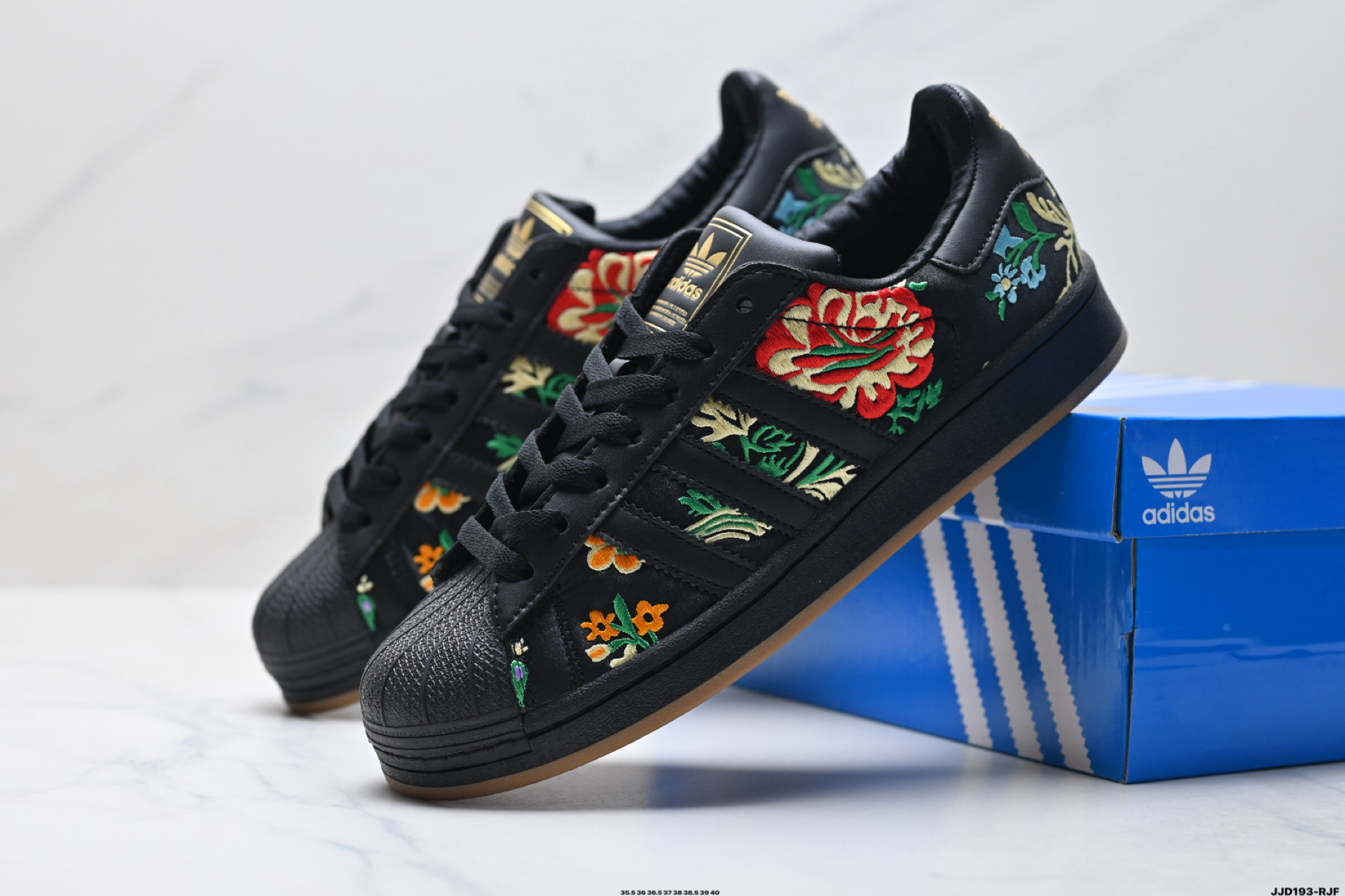 Adidas Originals Superstar贝壳头系列 阿迪达斯 低帮经典百搭休闲运动板鞋 JS4046