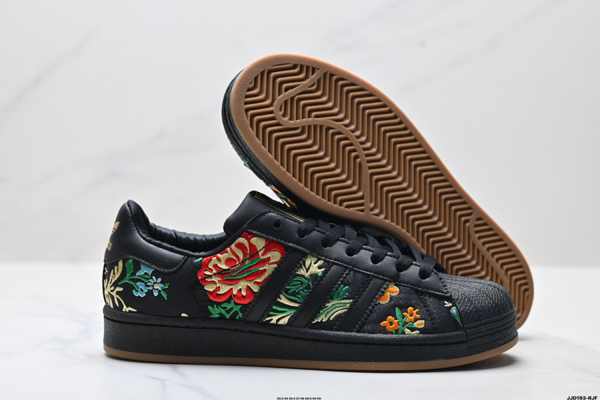 Adidas Originals Superstar贝壳头系列 阿迪达斯 低帮经典百搭休闲运动板鞋 JS4046