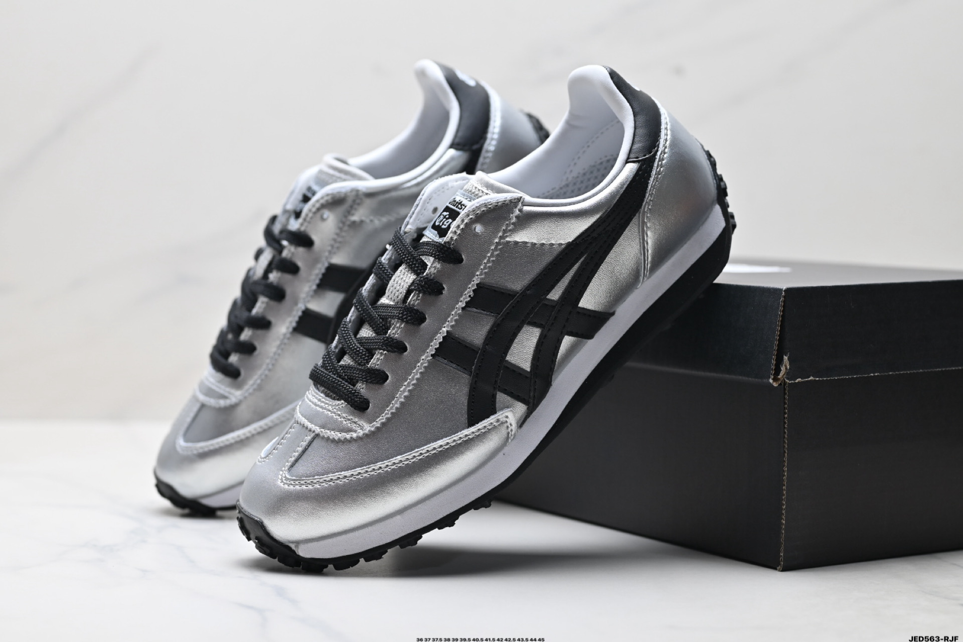 Onitsuka Tiger鬼塚虎 Edr 78 舒适百搭防滑耐磨 低帮跑步鞋 1183C530-020