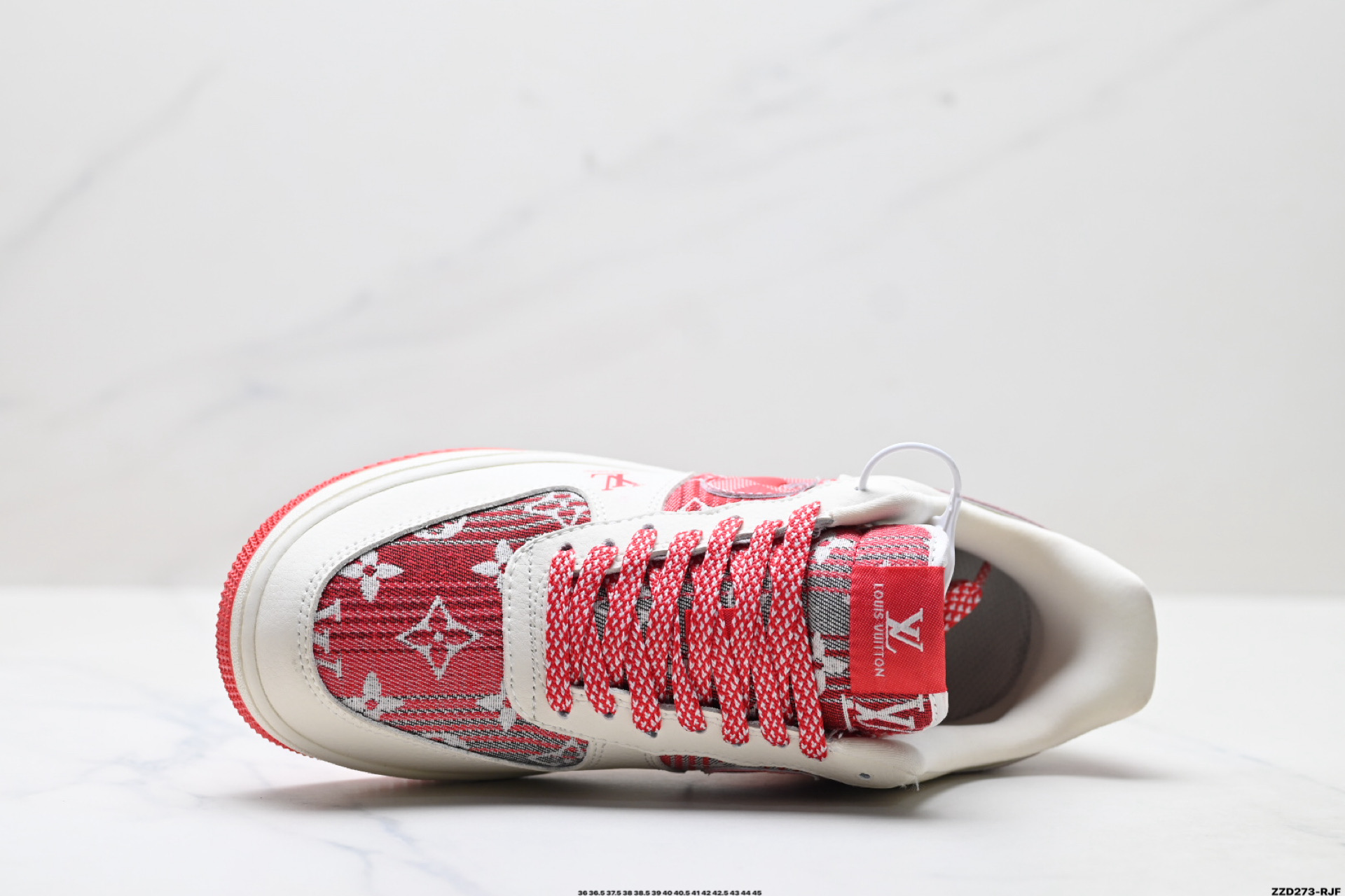 NIKE AIR FORCE 1‘07 LV8 XL1979-109