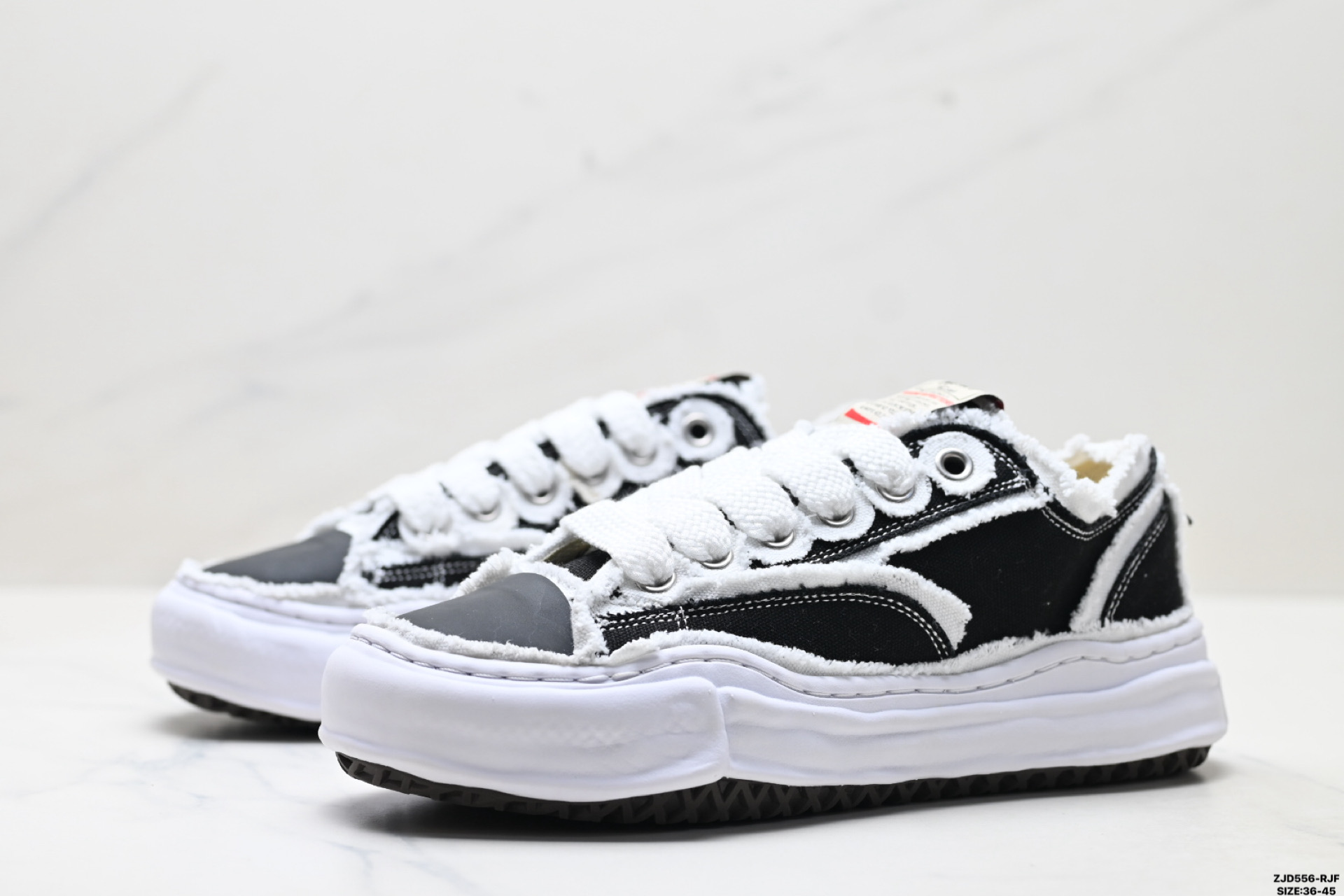 MIHARA YASUHIRO三原康裕 Hank 运动 低帮 MMY时尚帆布板鞋 溶解洞洞凉鞋变形溶解雪糕