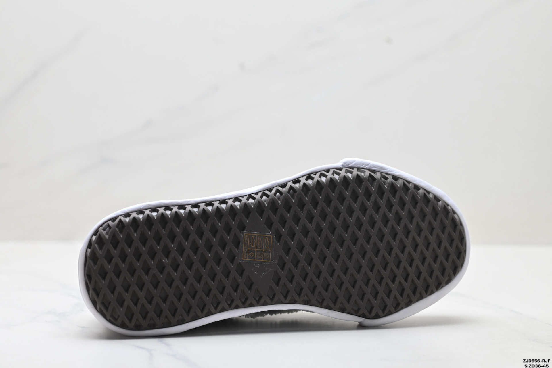 MIHARA YASUHIRO三原康裕 Hank 运动 低帮 MMY时尚帆布板鞋 溶解洞洞凉鞋变形溶解雪糕