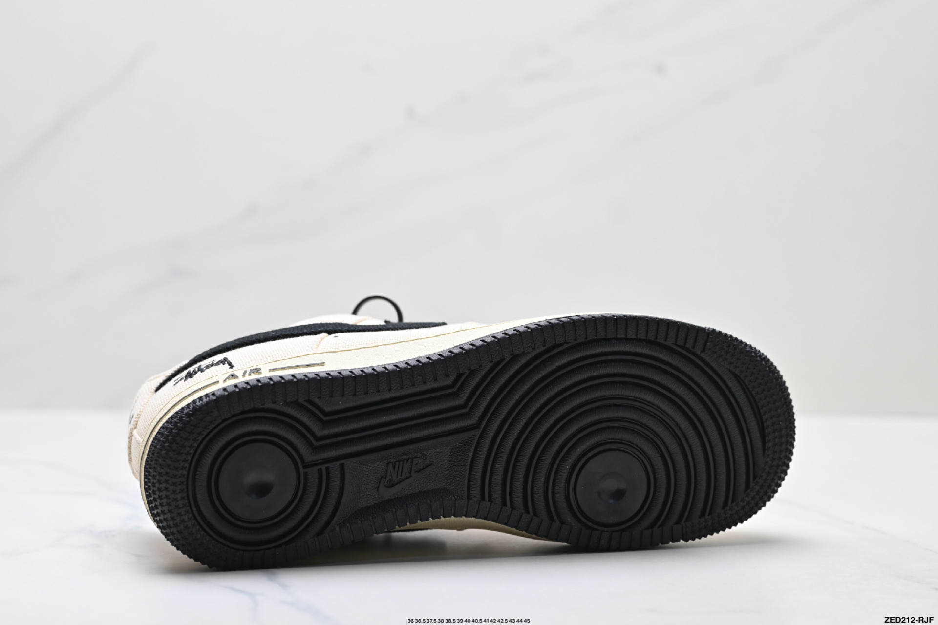 NIKE AIR FORCE 1‘07 XX3168-155