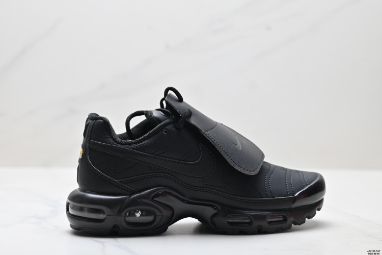 Nike Air Max Plus: Lightweight, Cushioned, and Durable Running Shoes 1 Nike Air Max Plus: Lightweight, Cushioned, and Durable Running Shoes